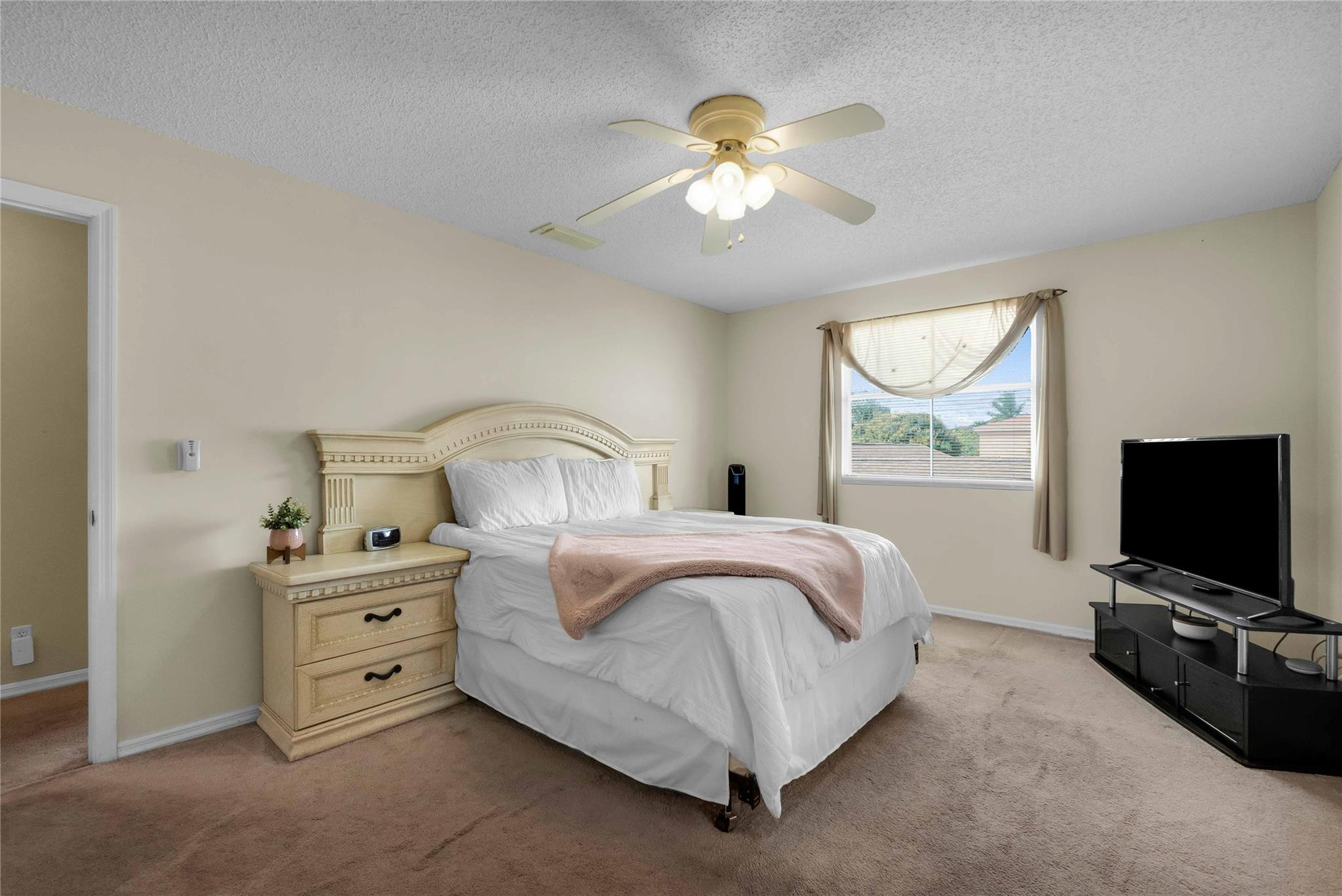 Banyan Estates 139-36 B - Residential