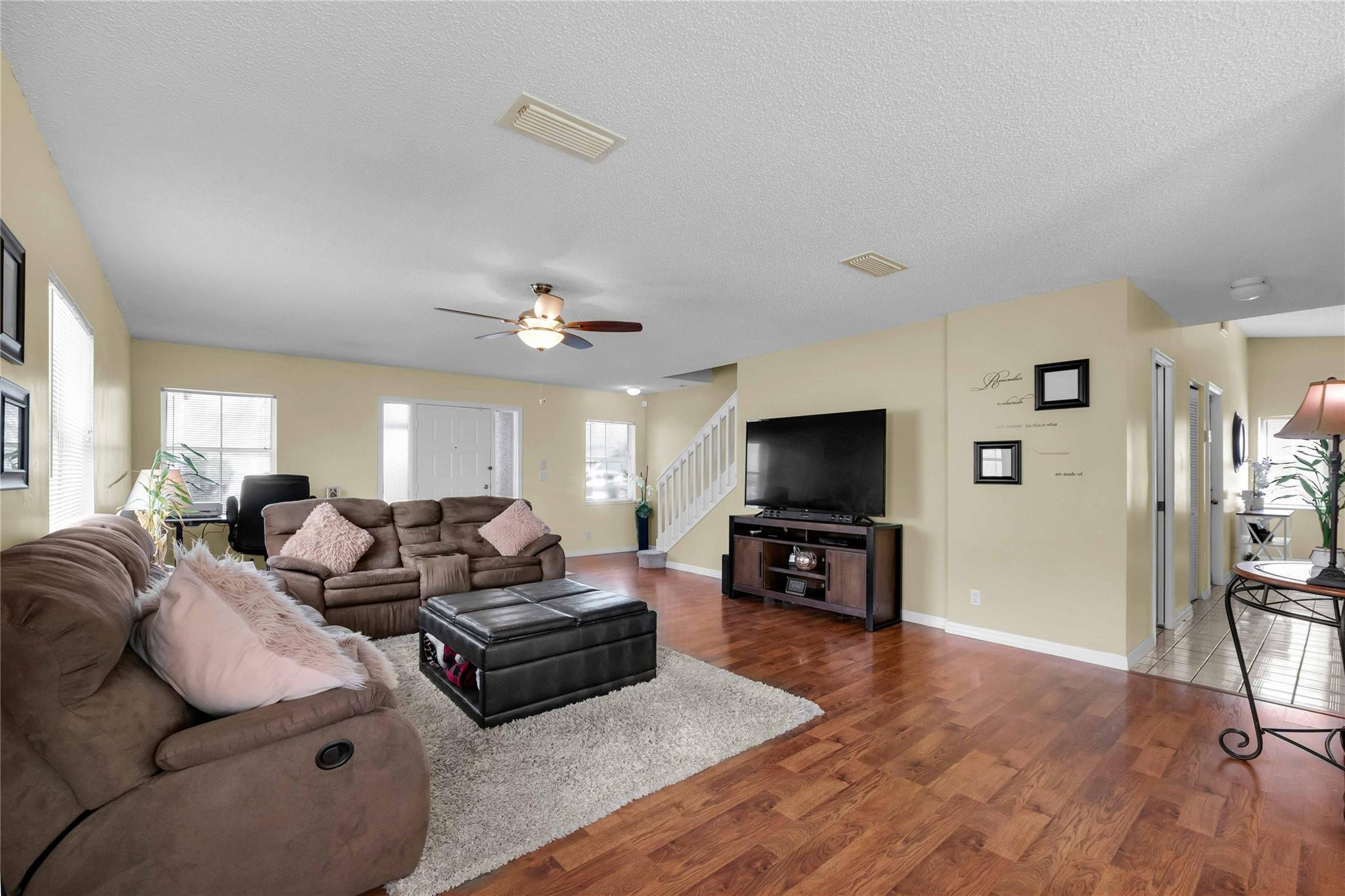 Banyan Estates 139-36 B - Residential