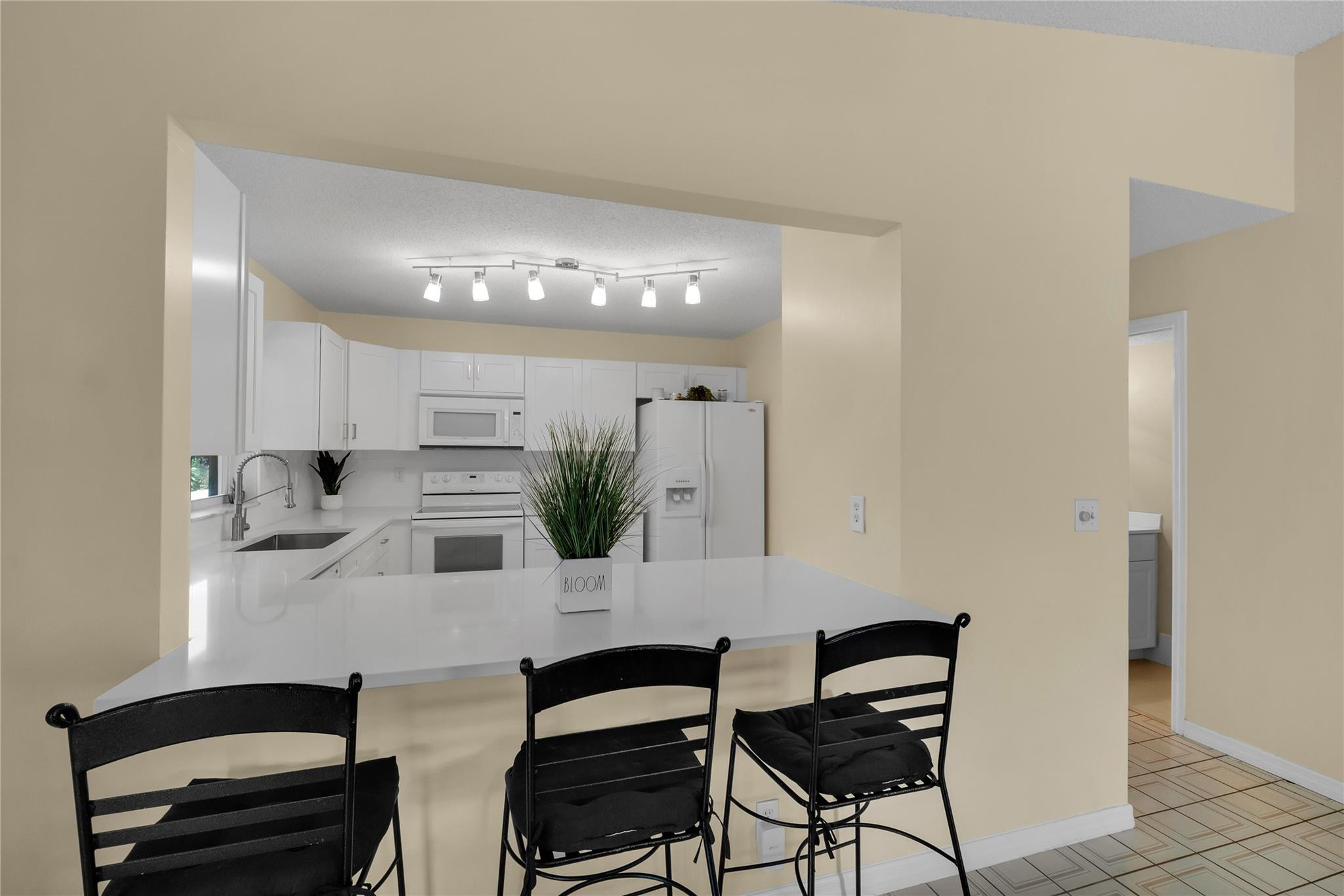 Banyan Estates 139-36 B - Residential