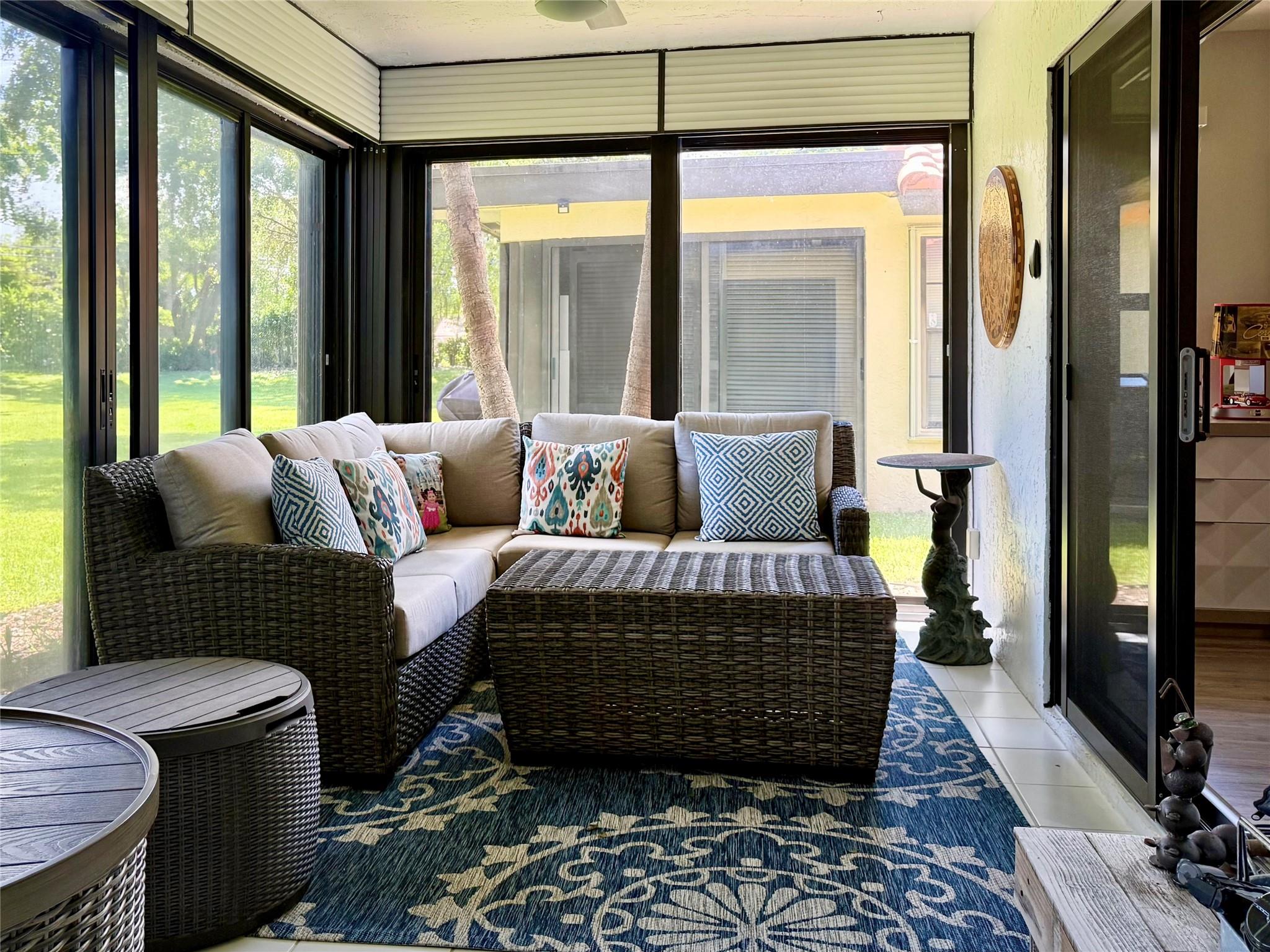 PALM CHASE LAKES - Residential