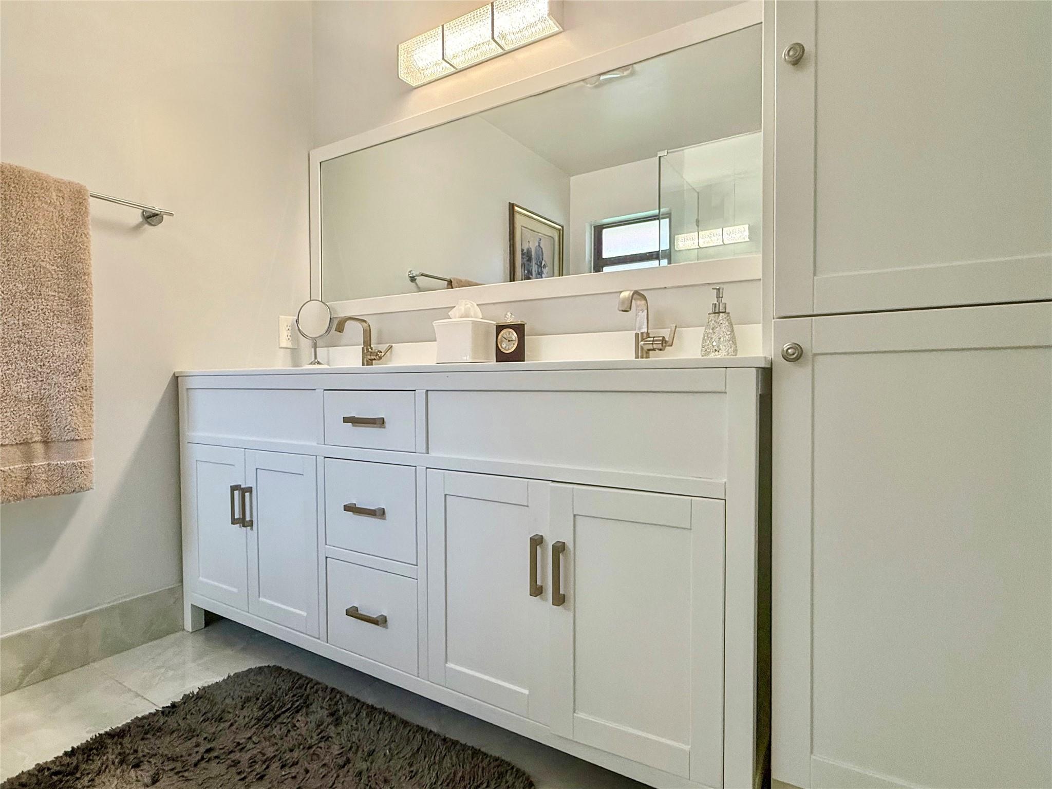 PALM CHASE LAKES - Residential