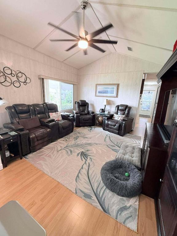 BLUE CYPRESS GOLF & RV RESORT - Residential