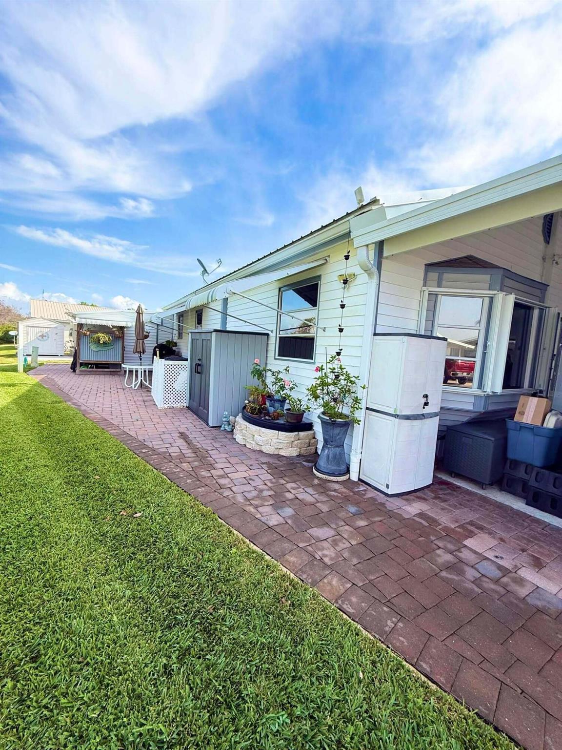 BLUE CYPRESS GOLF & RV RE - Residential