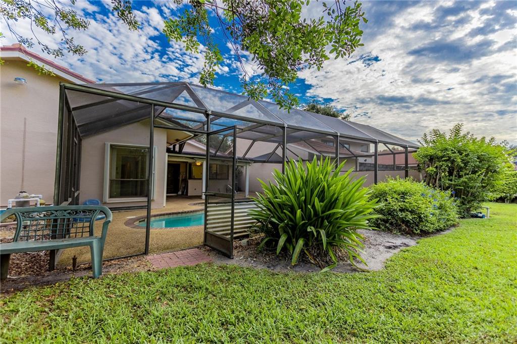 The Hollows Of Deer Creek - Residential