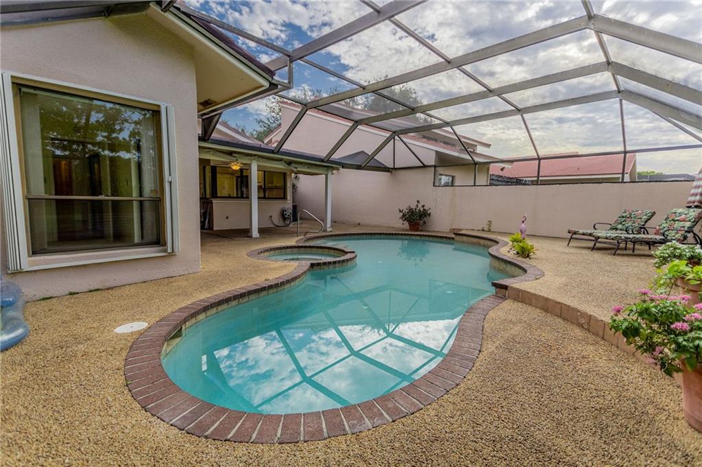 The Hollows Of Deer Creek - Residential