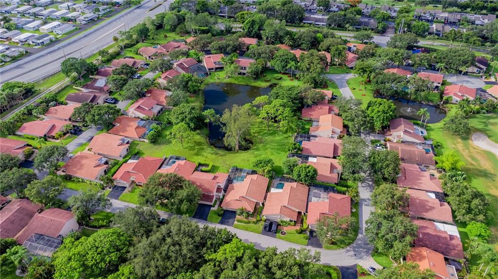 The Hollows Of Deer Creek - Residential