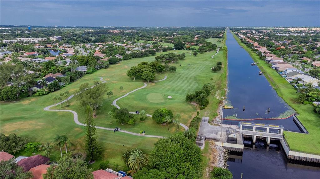 The Hollows Of Deer Creek - Residential