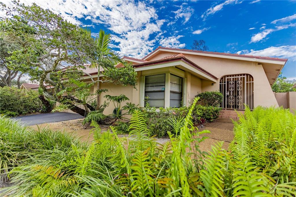 The Hollows Of Deer Creek - Residential