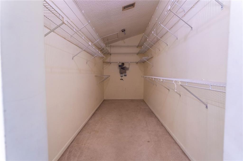 The Hollows Of Deer Creek - Residential