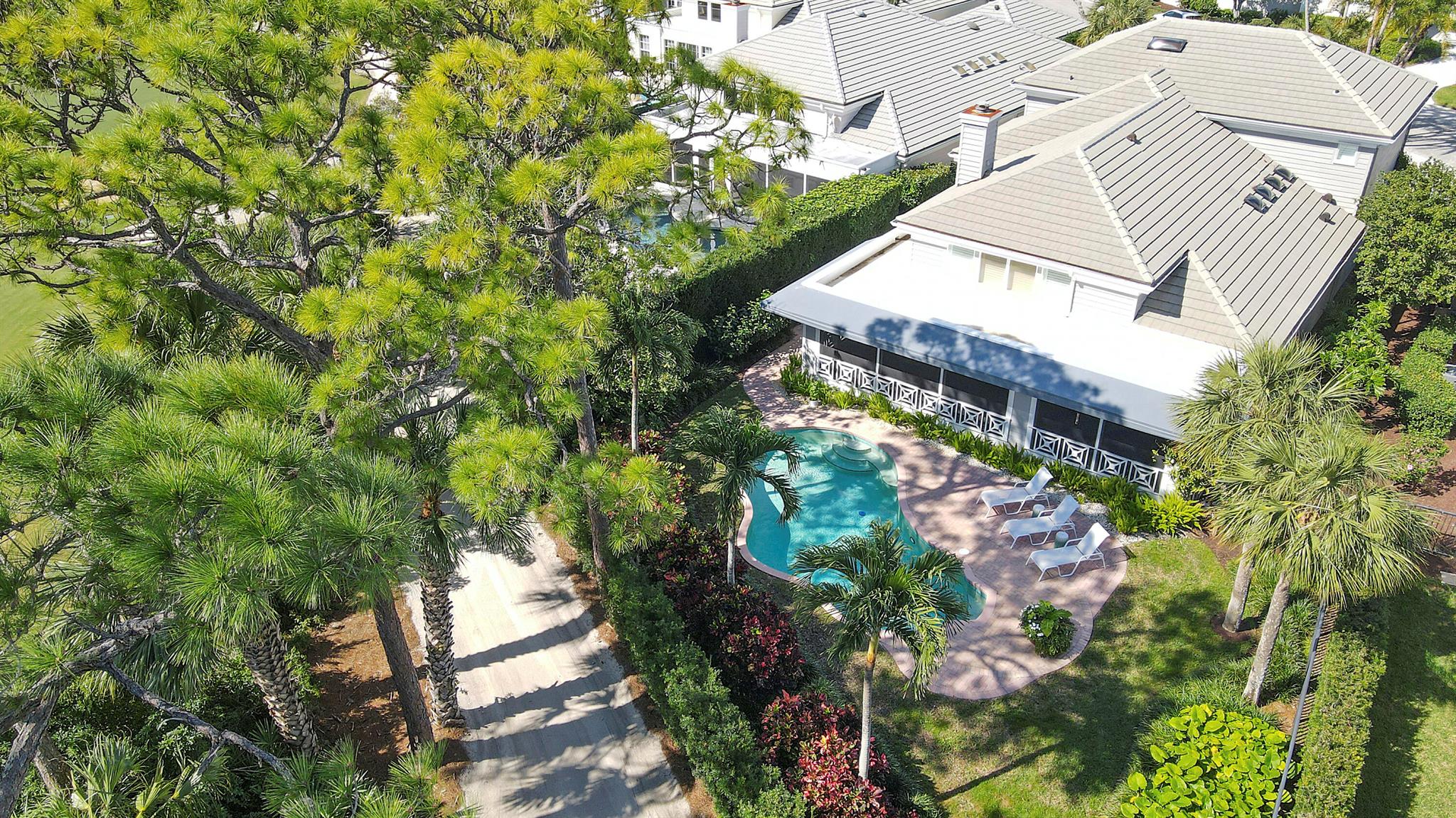 LOBLOLLY PINES - Residential