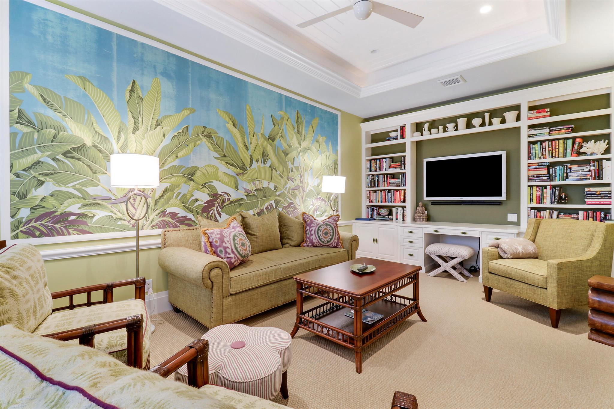 LOBLOLLY PINES - Residential