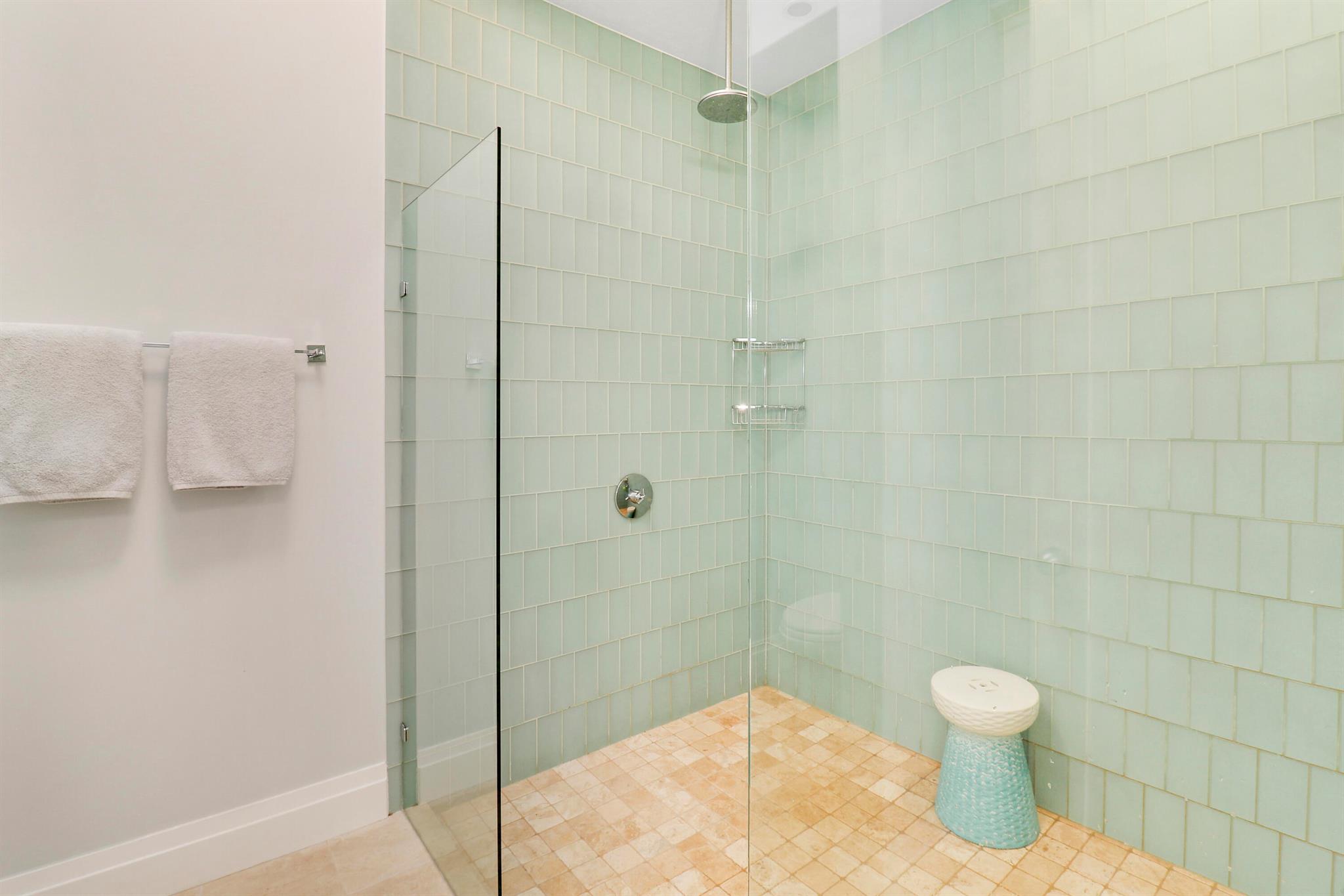 LOBLOLLY PINES - Residential