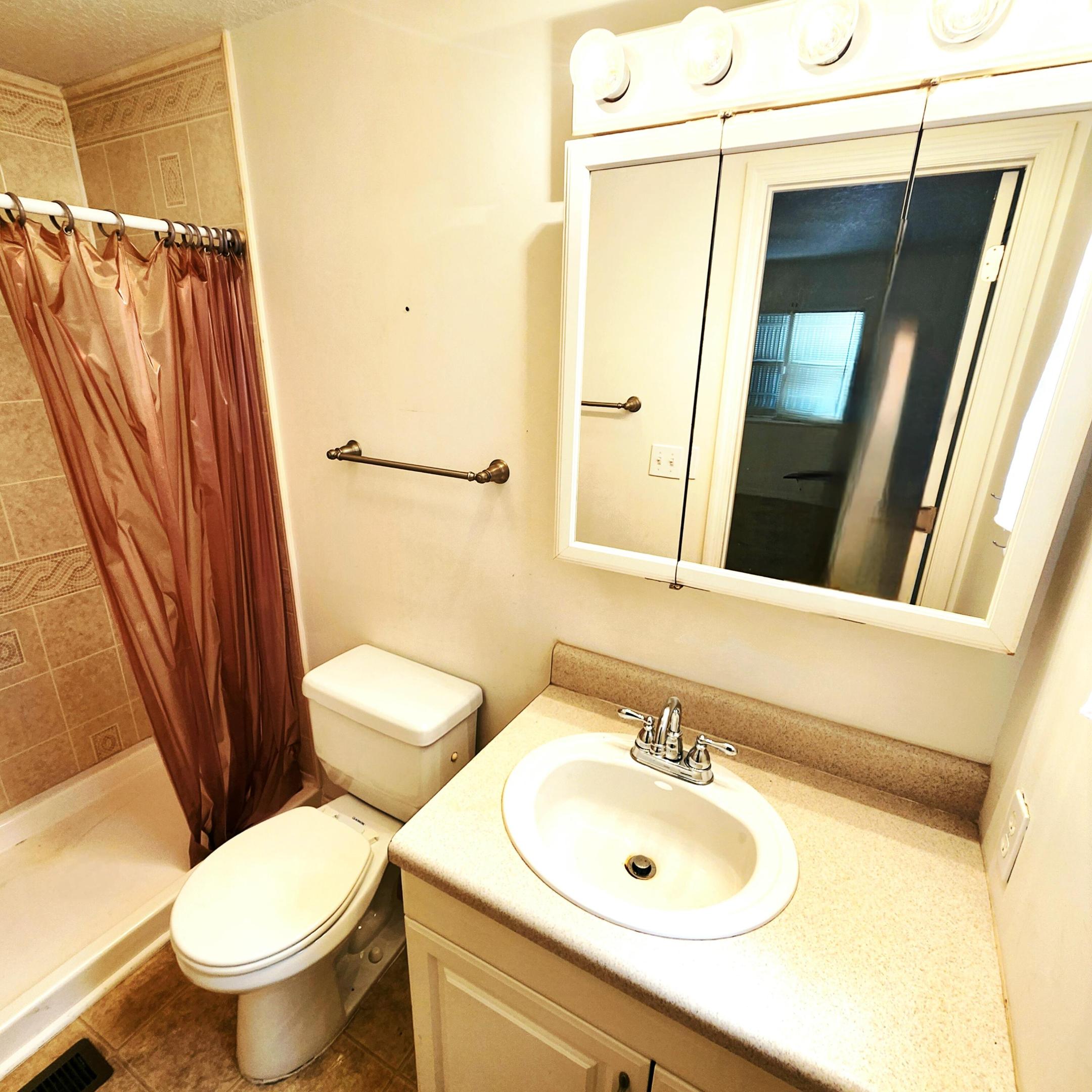 Spanish Lakes One - Residential