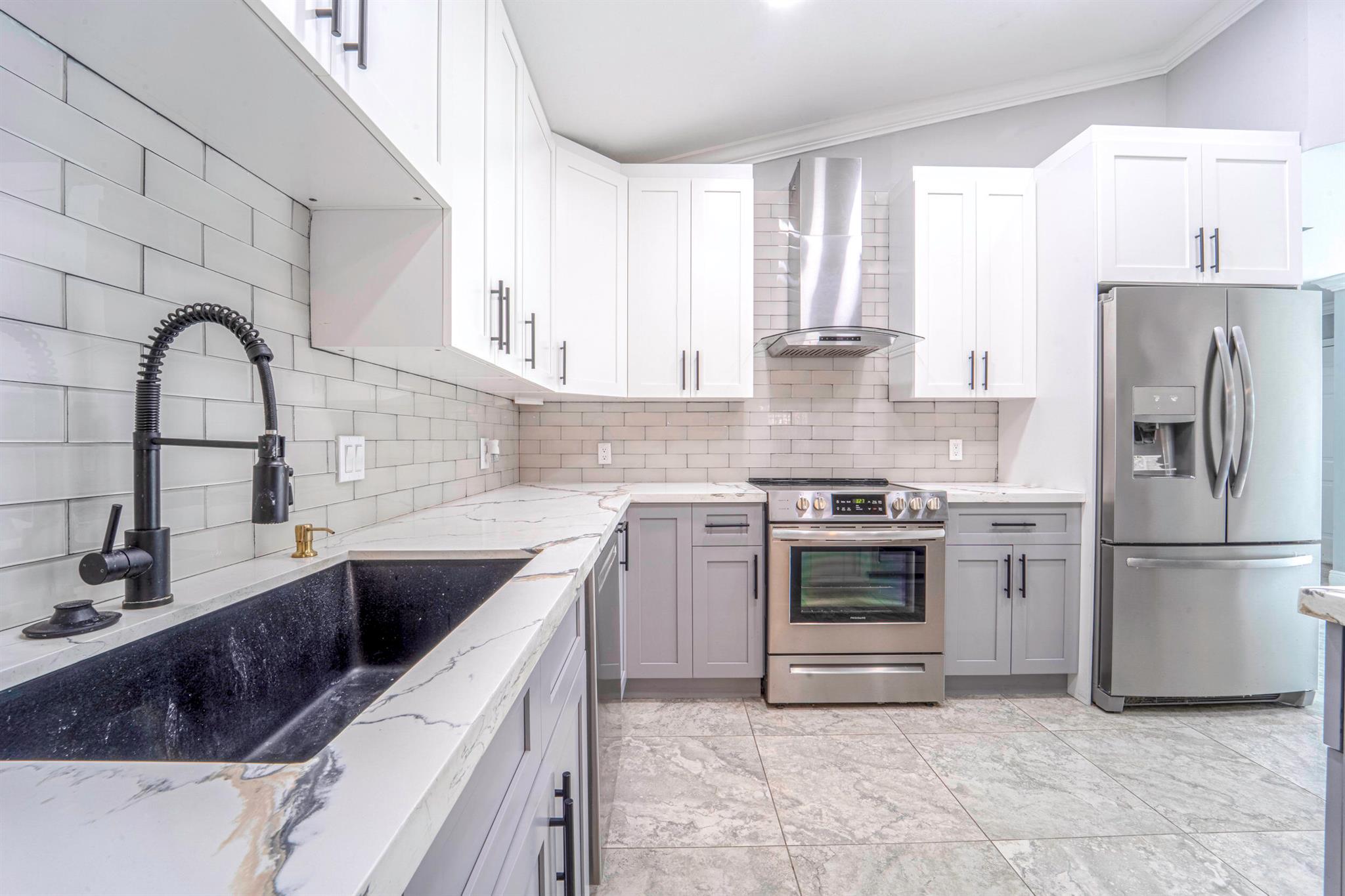 PORT ST LUCIE SECTION 21 - Residential Lease