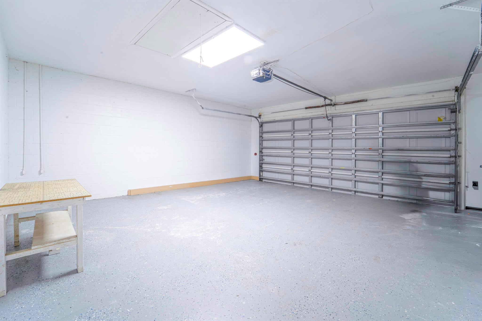 PORT ST LUCIE SECTION 21 - Residential Lease