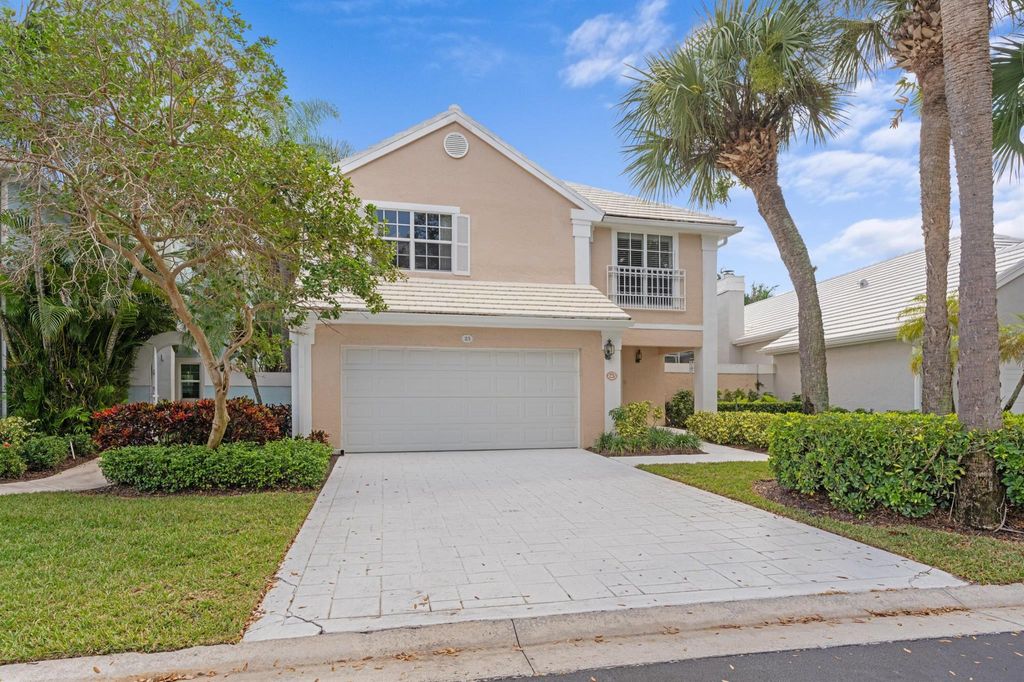 Photo of 23 Blenheim Court, Palm Beach Gardens, FL 33418 (MLS # R11142575)
