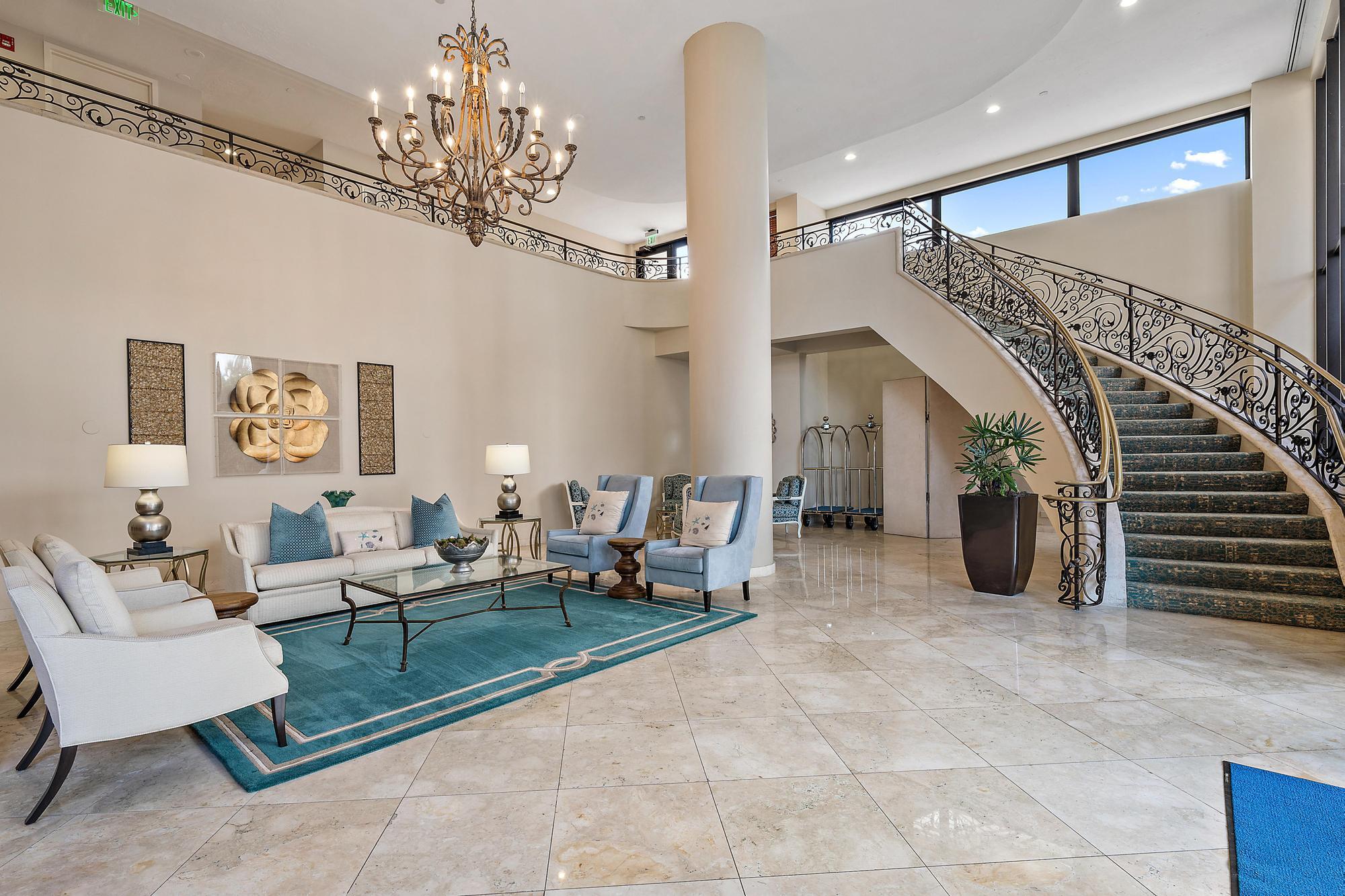 Martinique II - Residential