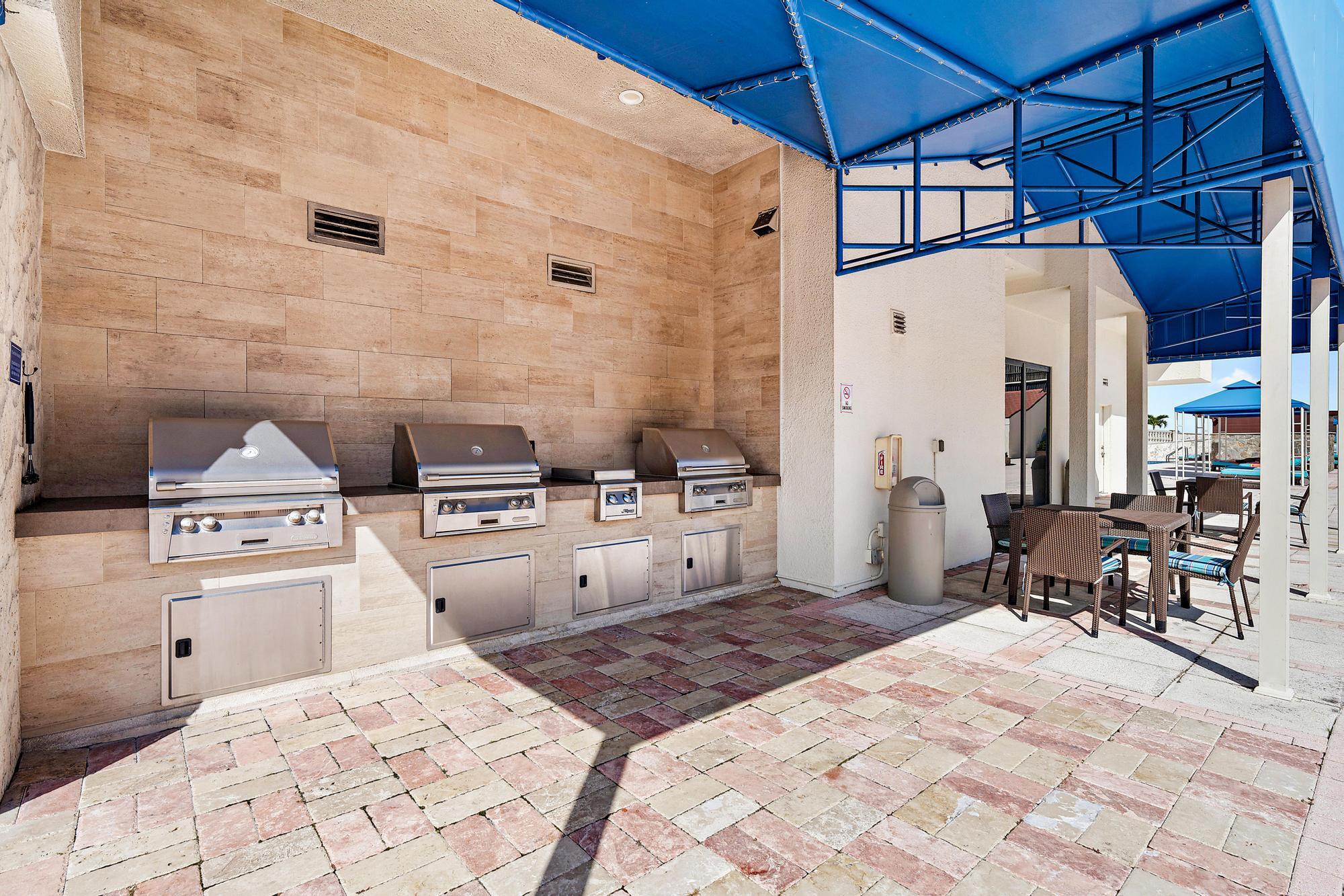 Martinique II - Residential