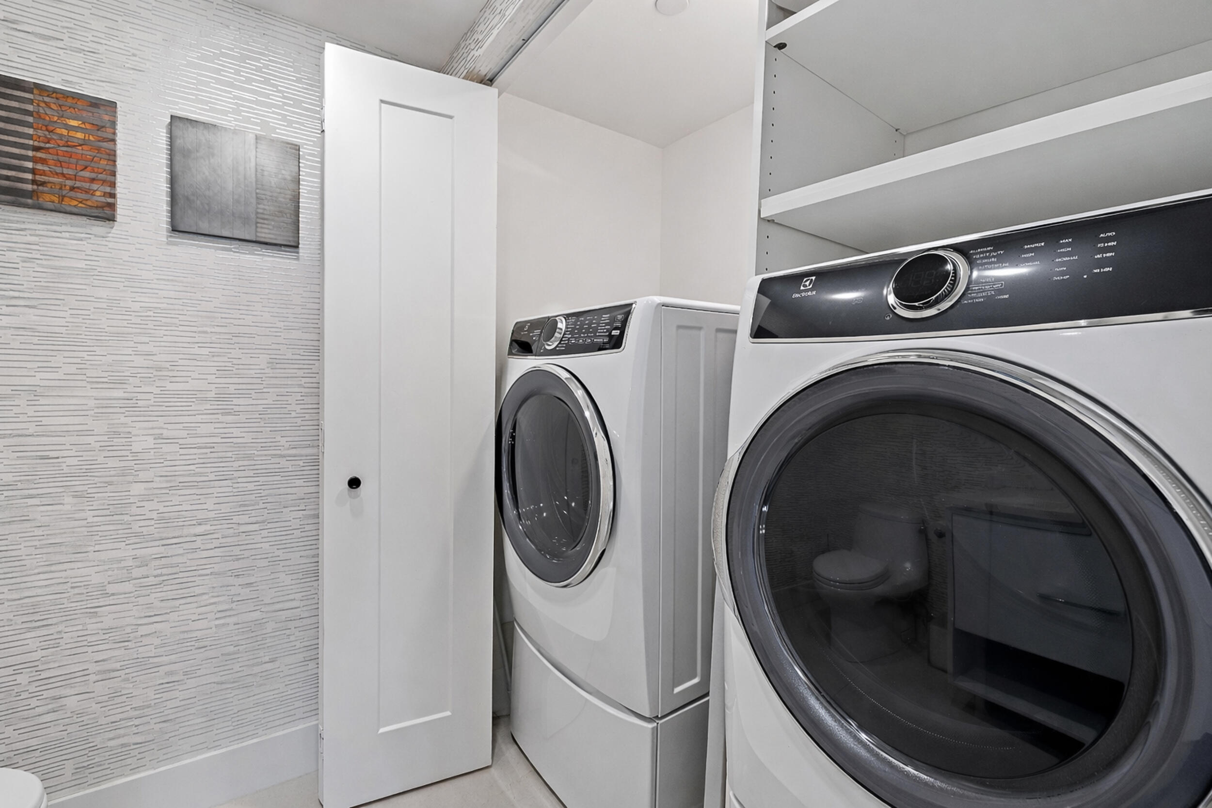 Martinique II - Residential