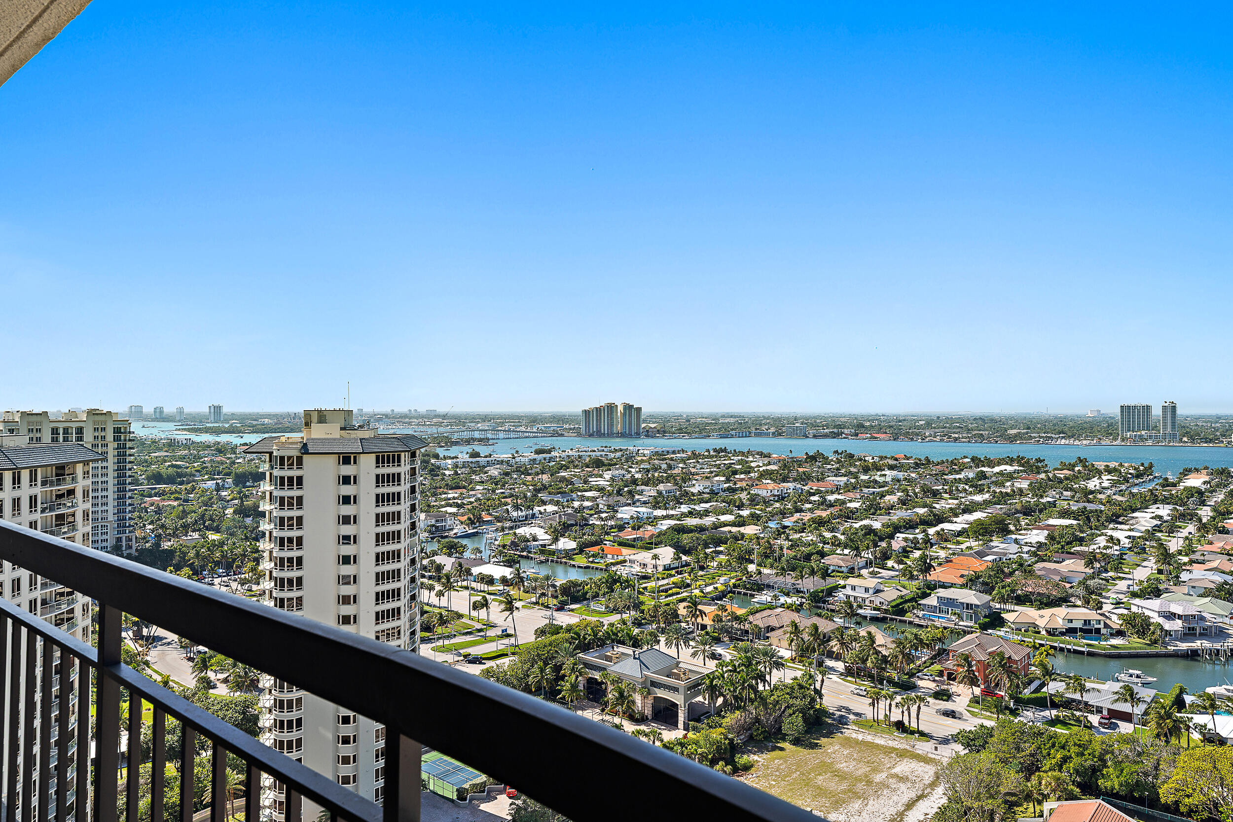 Martinique II - Residential