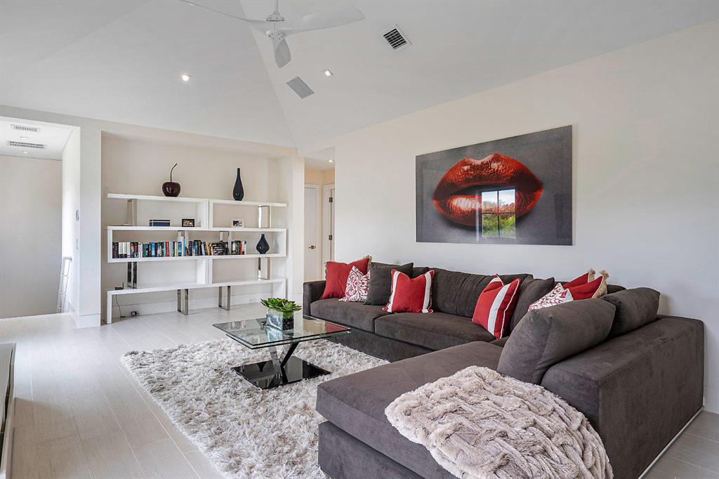 HUDSON AVENUE ESTATES - Residential