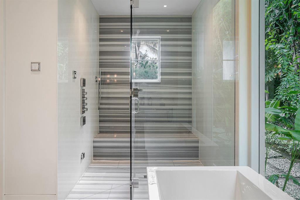 HUDSON AVENUE ESTATES - Residential