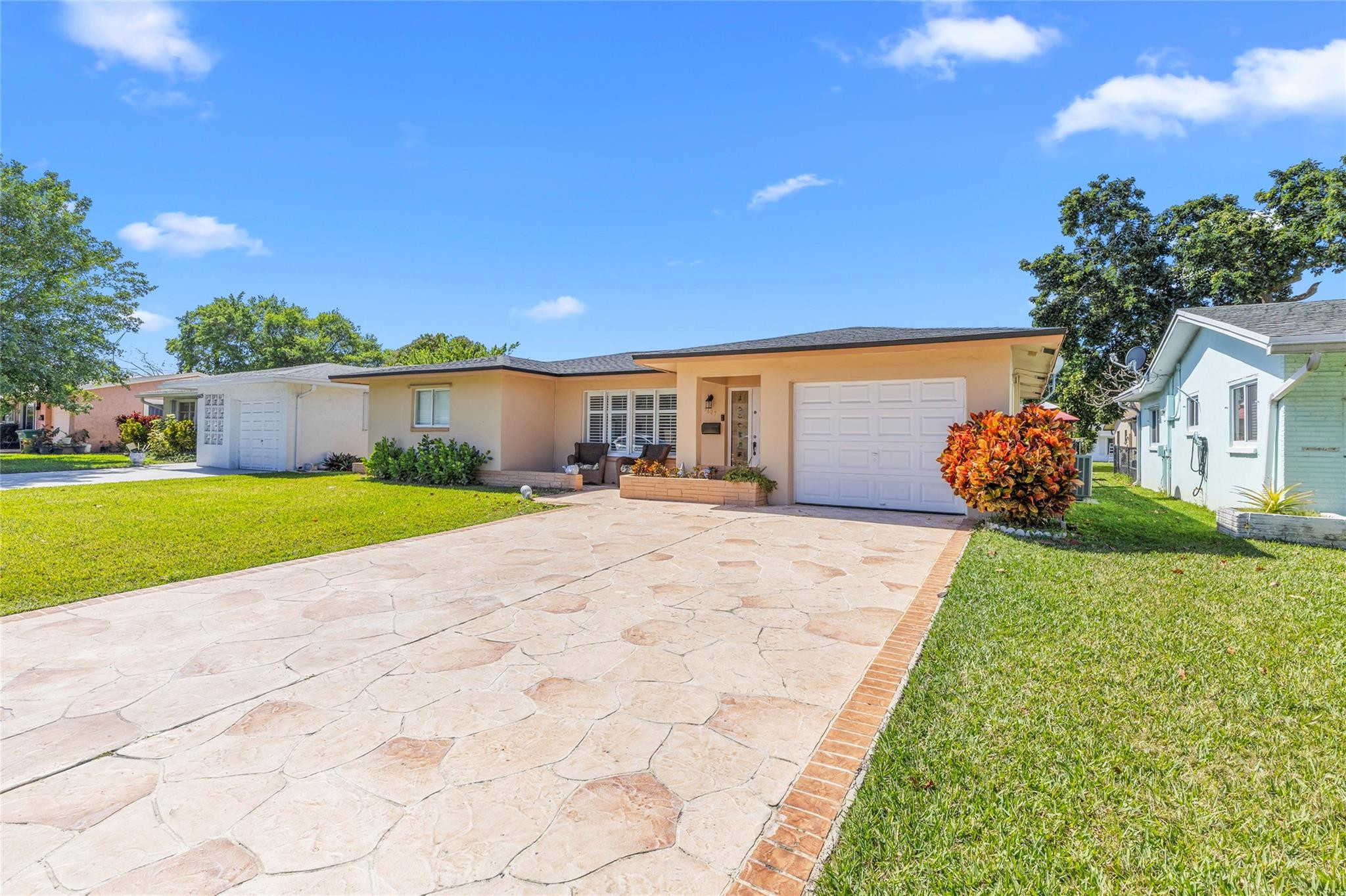 Mainlands Of Tamarac Lake - Residential