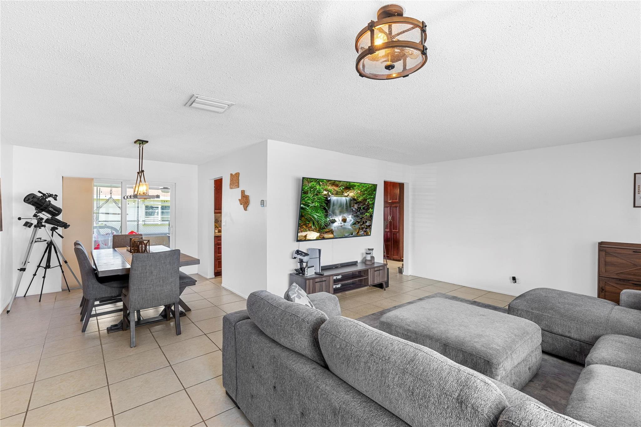 Mainlands Of Tamarac Lake - Residential