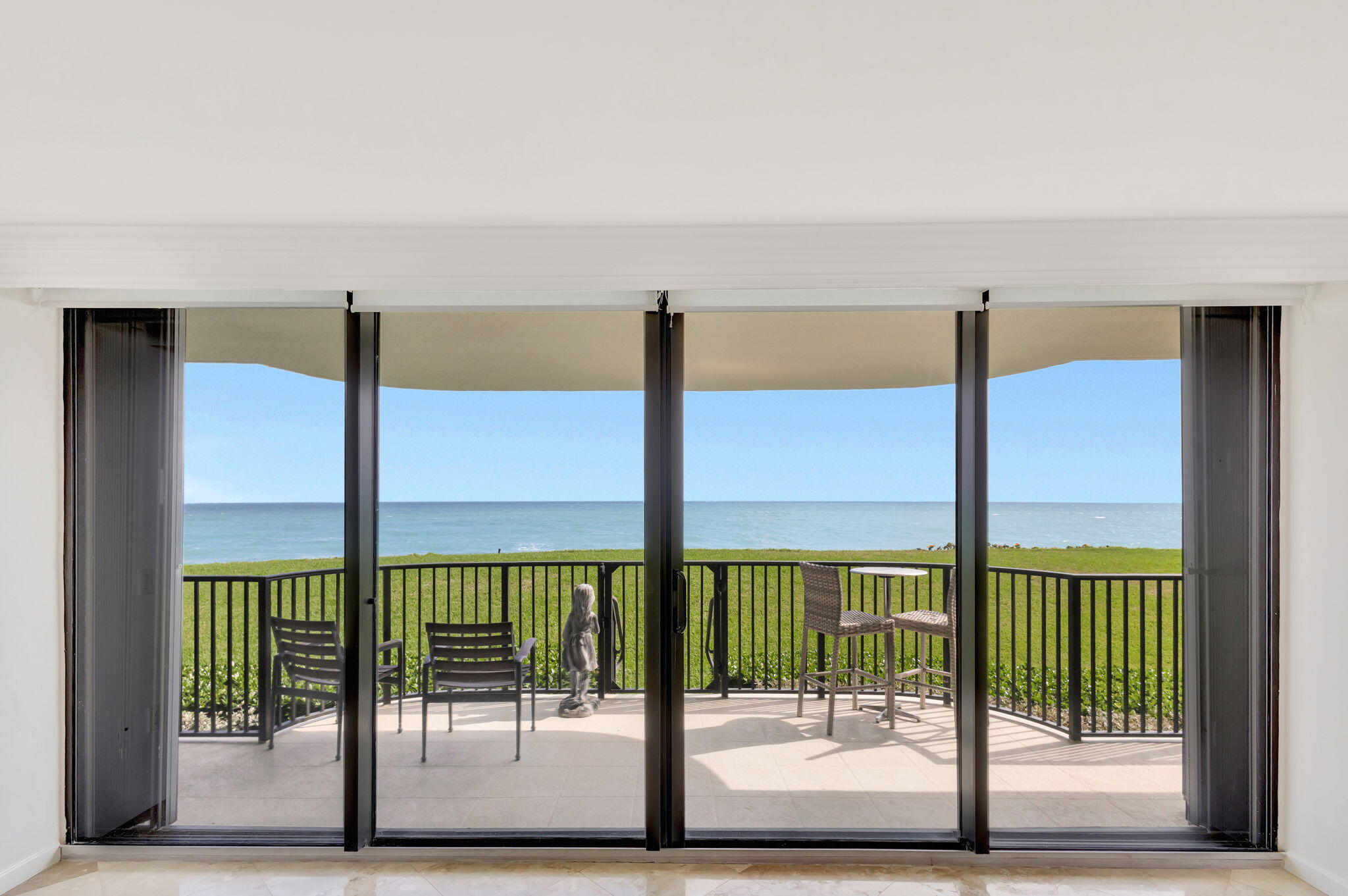 TEQUESTA TOWERS CONDO - Residential