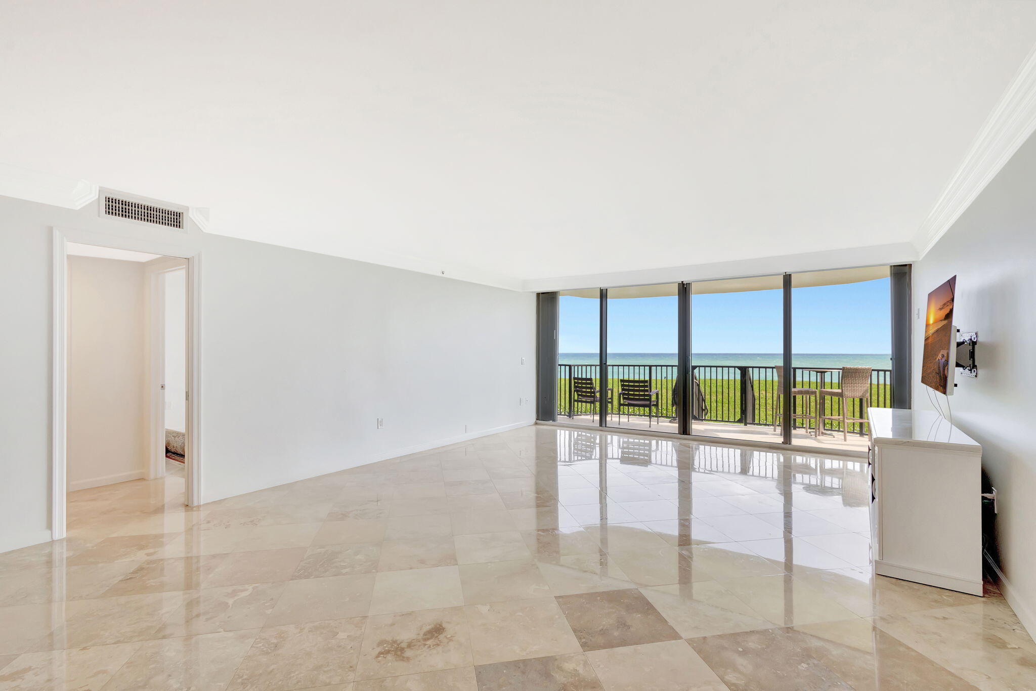 TEQUESTA TOWERS CONDO - Residential