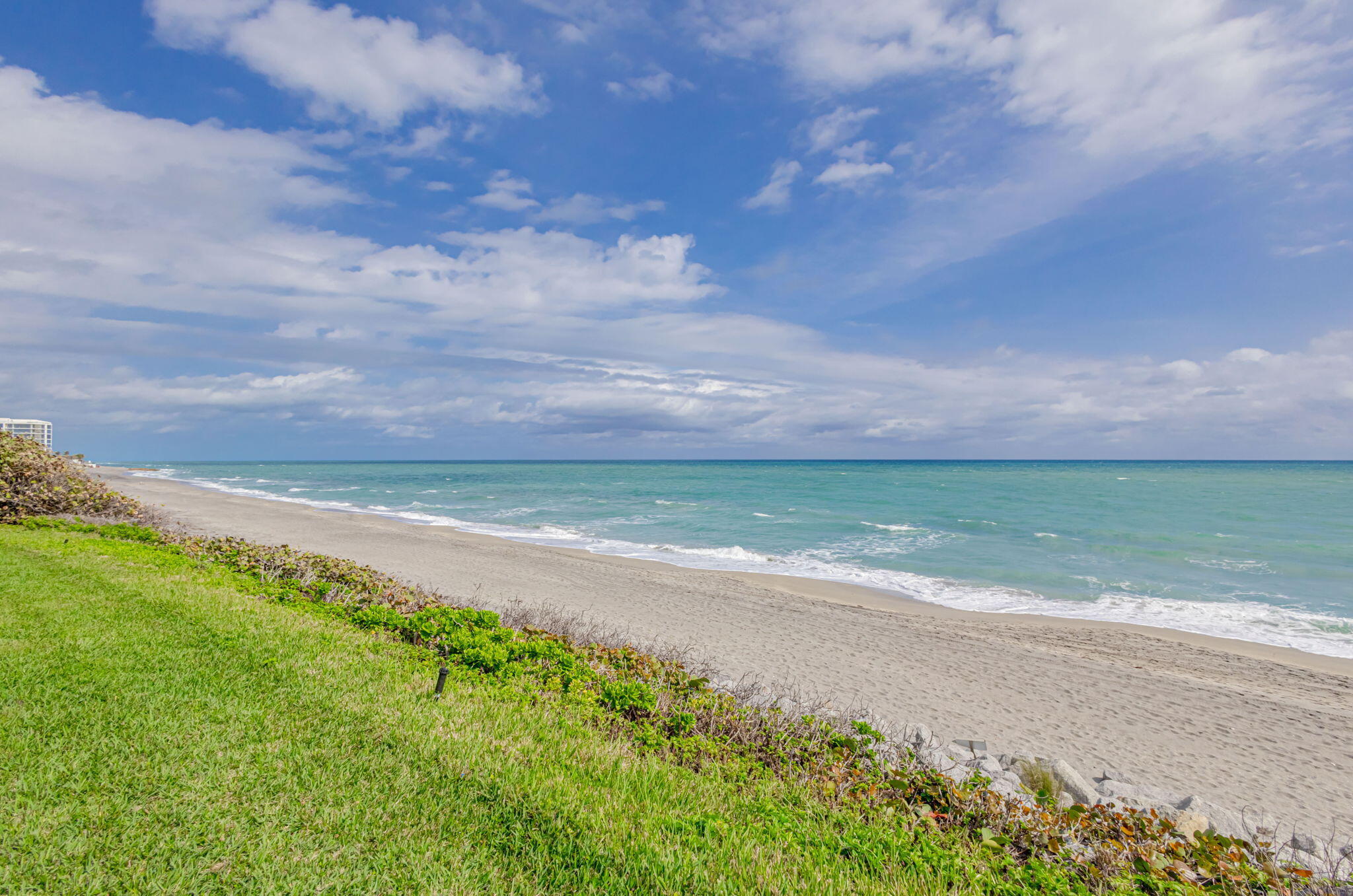 TEQUESTA TOWERS CONDO - Residential