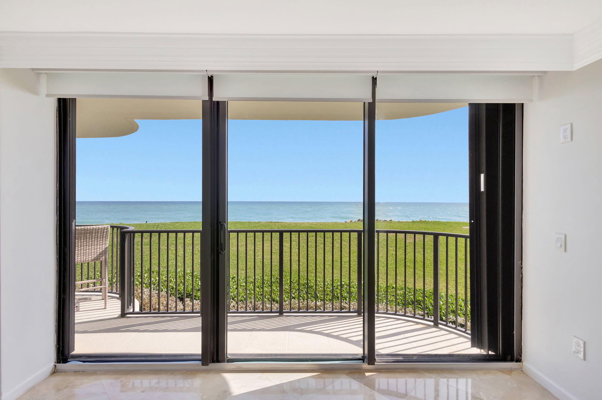 TEQUESTA TOWERS CONDO - Residential