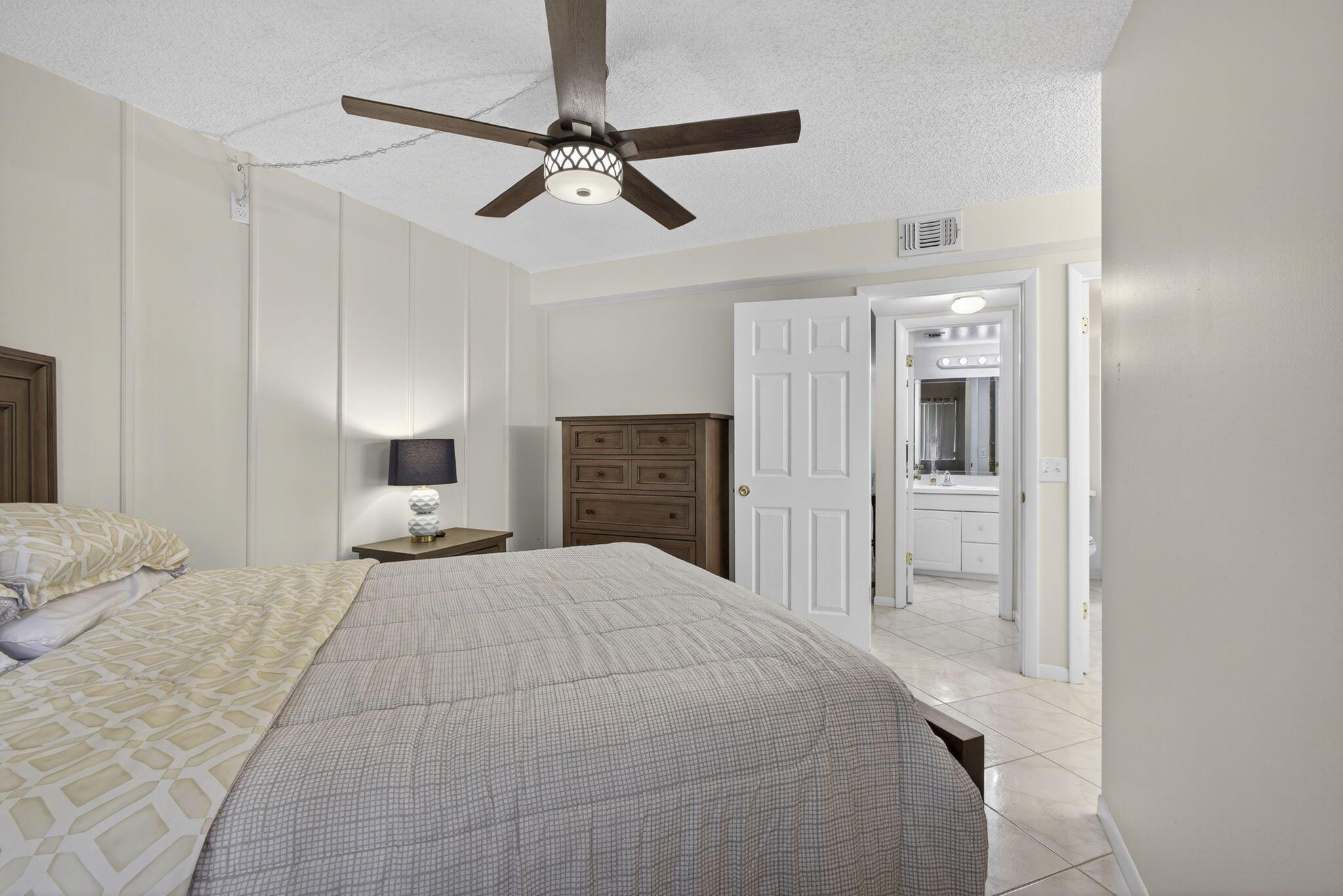 PINE RIDGE SOUTH III COND - Residential