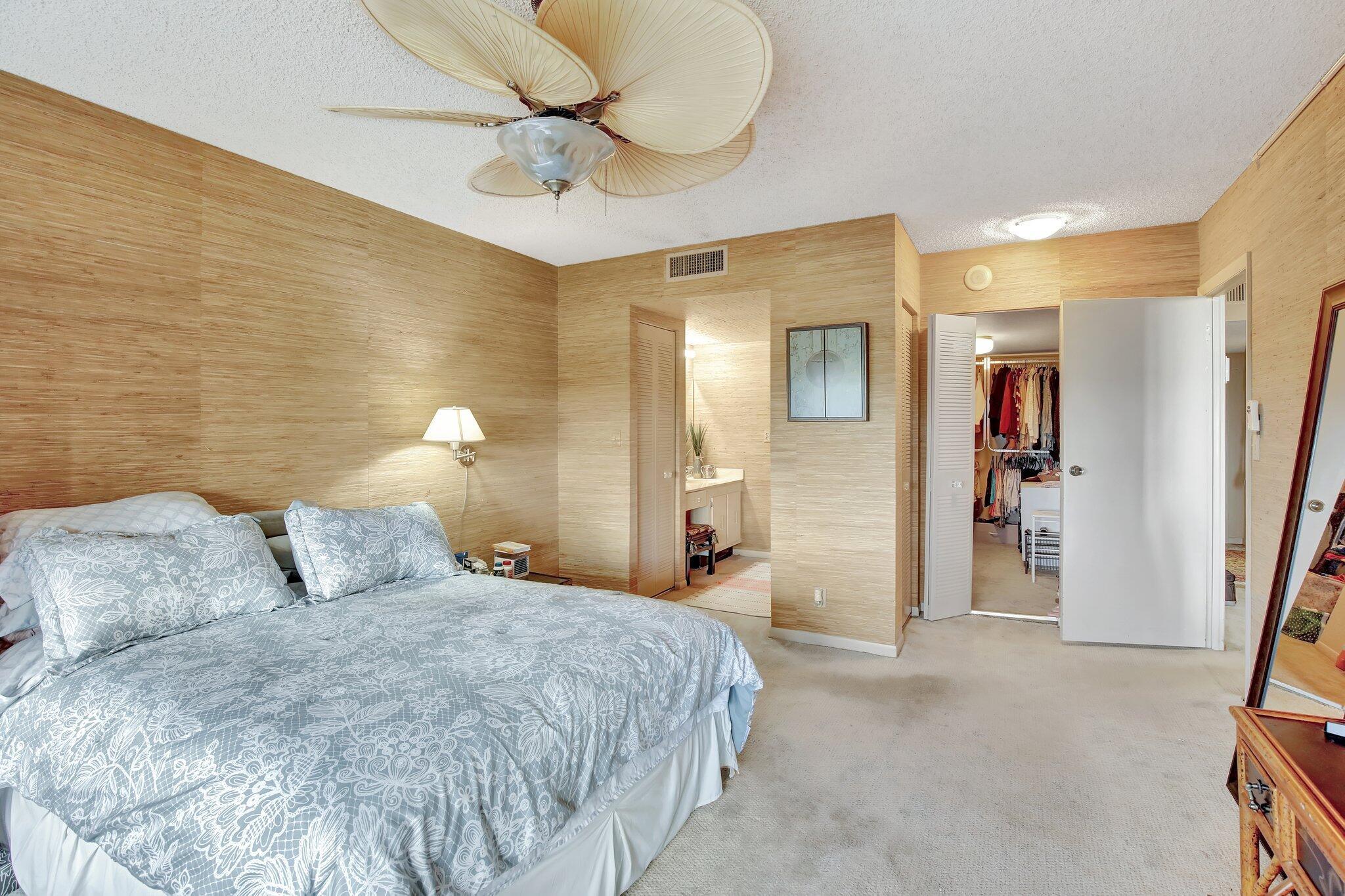 OLYMPUS CONDO PHASE - Residential