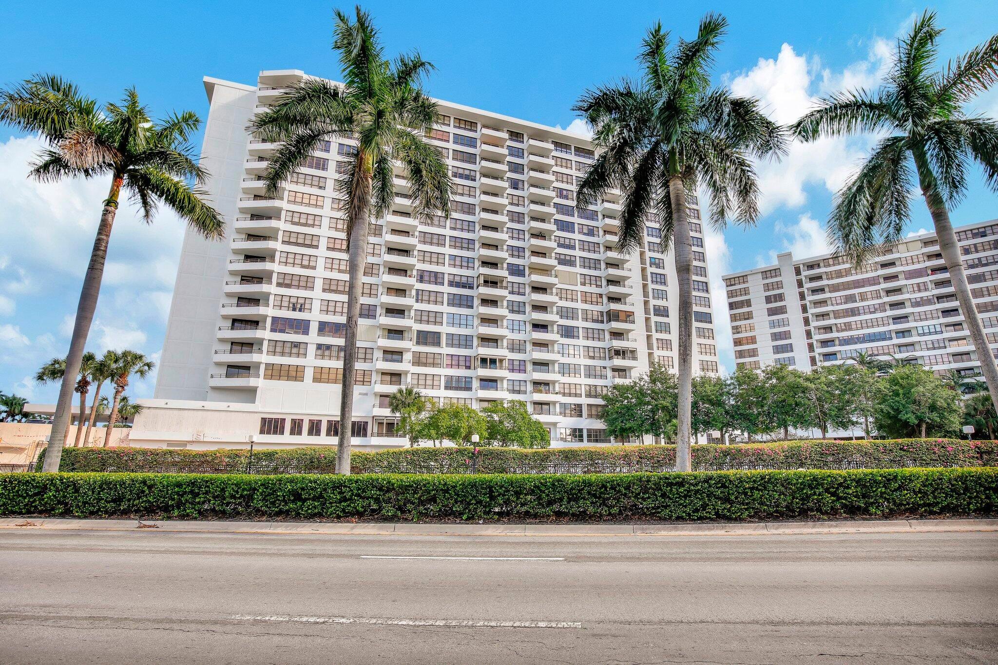 OLYMPUS CONDO PHASE - Residential