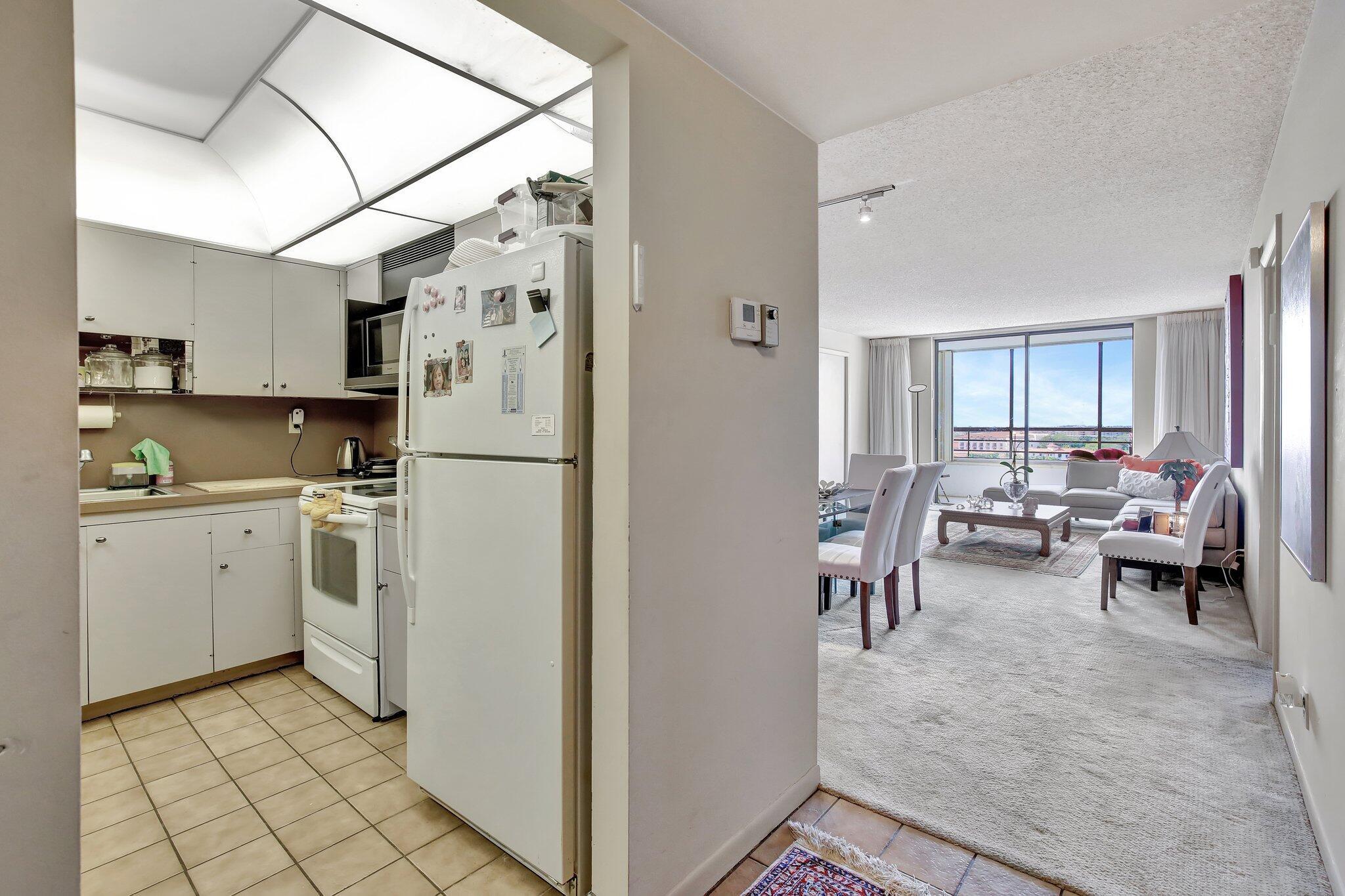 OLYMPUS CONDO PHASE - Residential