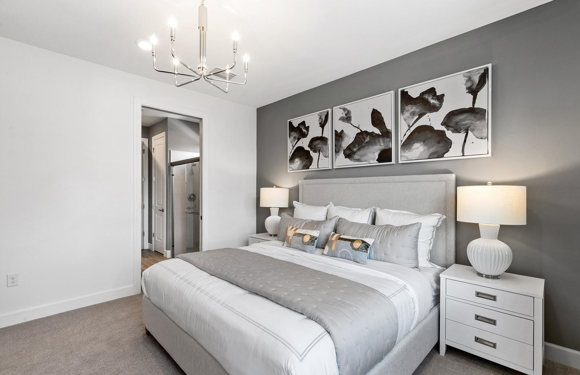 DEL WEBB TRADITION - Residential