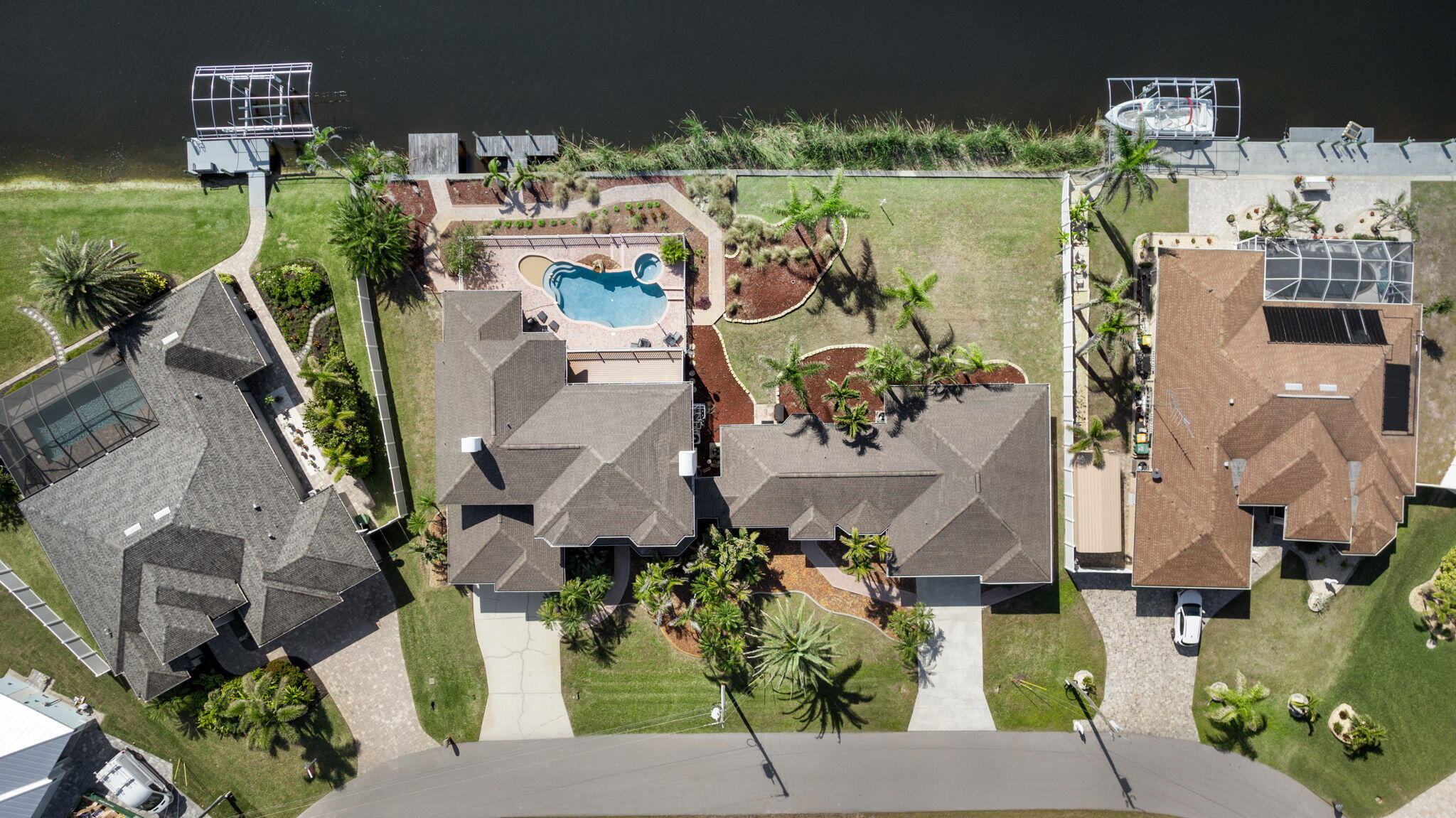 9458 Snapper Circle
