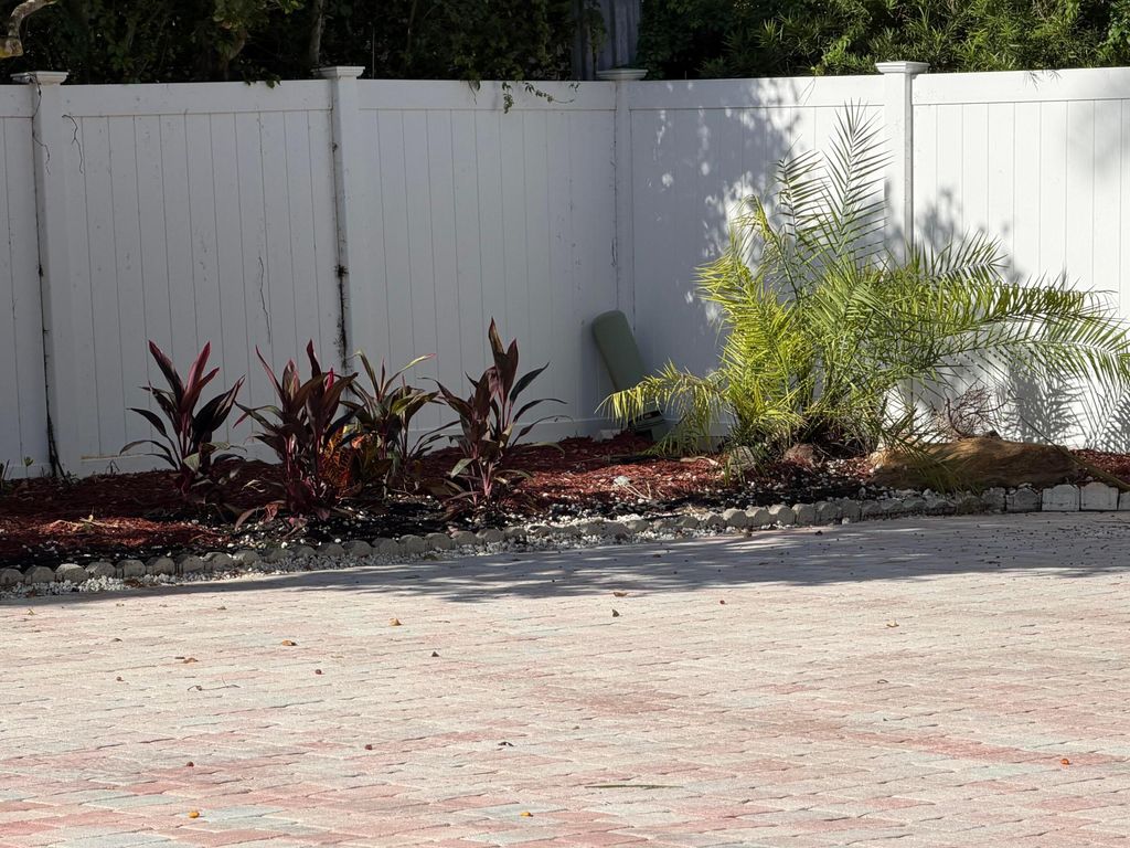 Photo of 4081 N 41st Street, Hollywood, FL 33021 (MLS # B26046778)