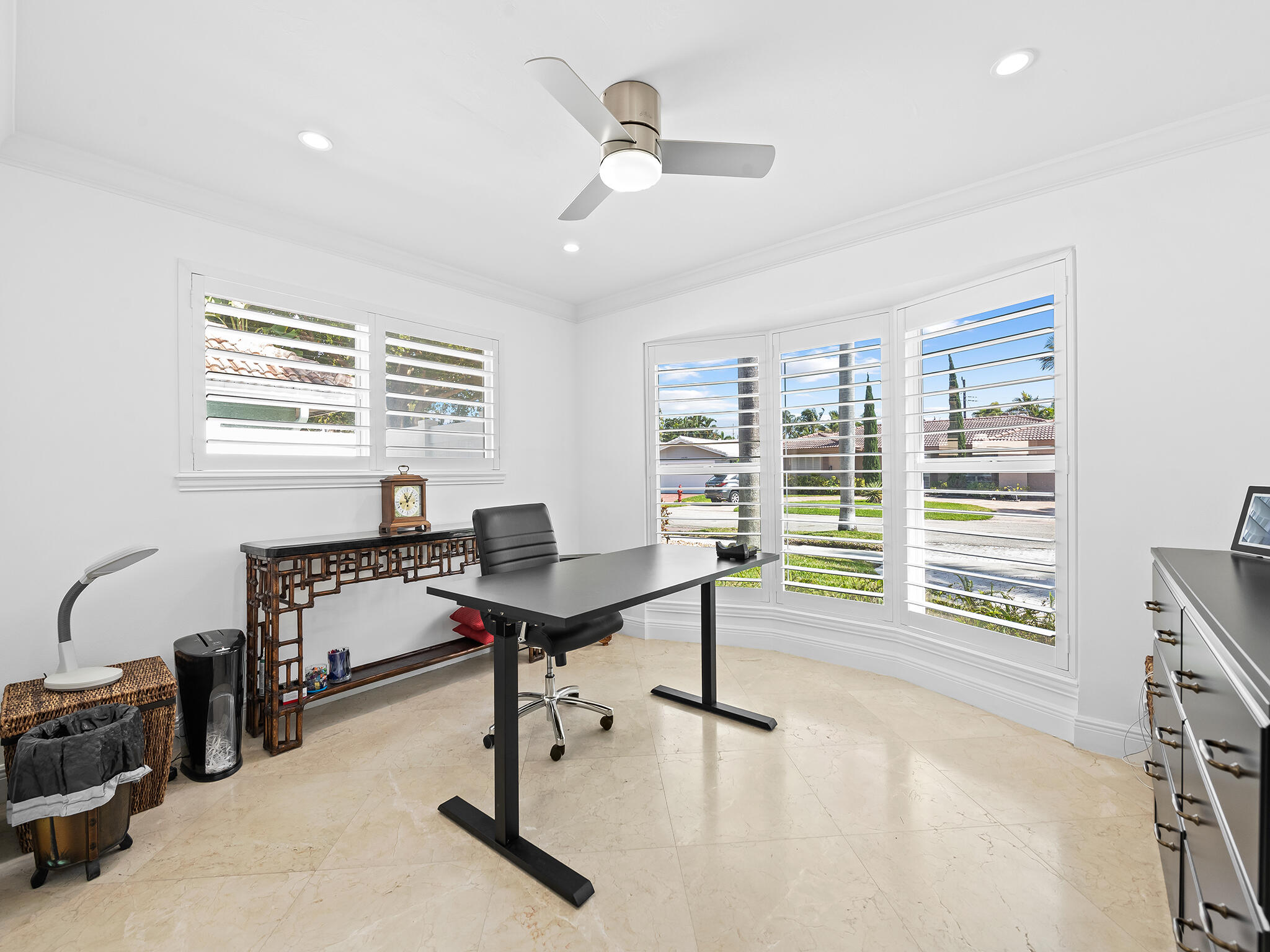 IMPERIAL POINT 5 SEC - Residential