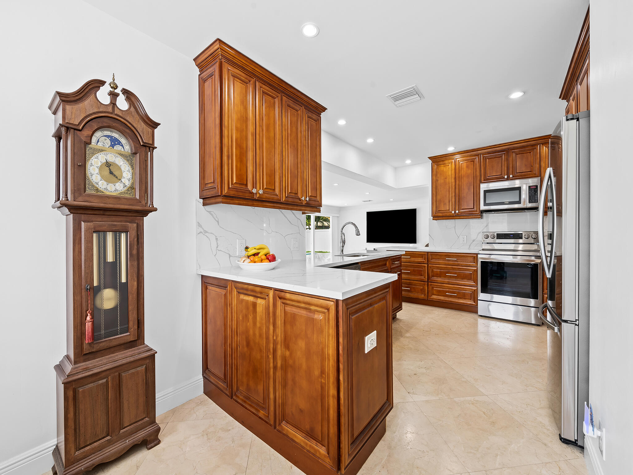 IMPERIAL POINT 5 SEC - Residential