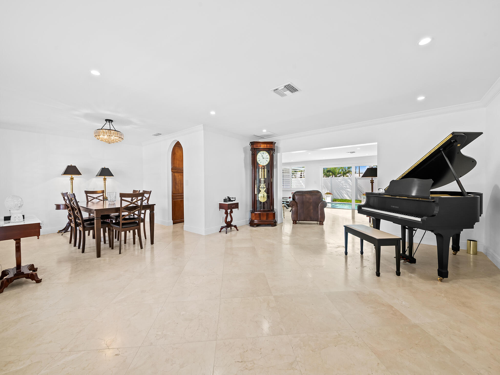 IMPERIAL POINT 5 SEC - Residential