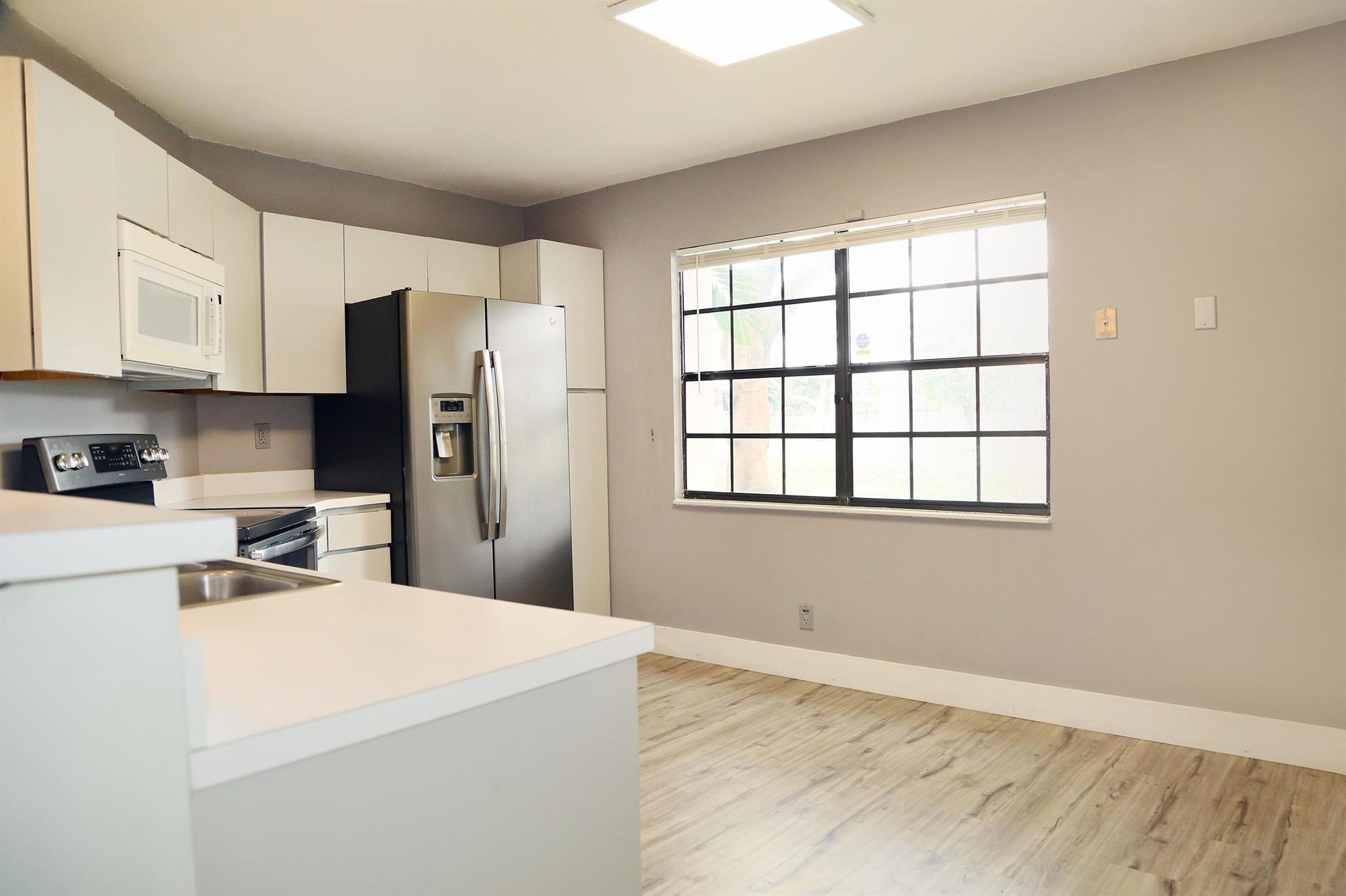 PROVENCE CONDO - Residential Lease