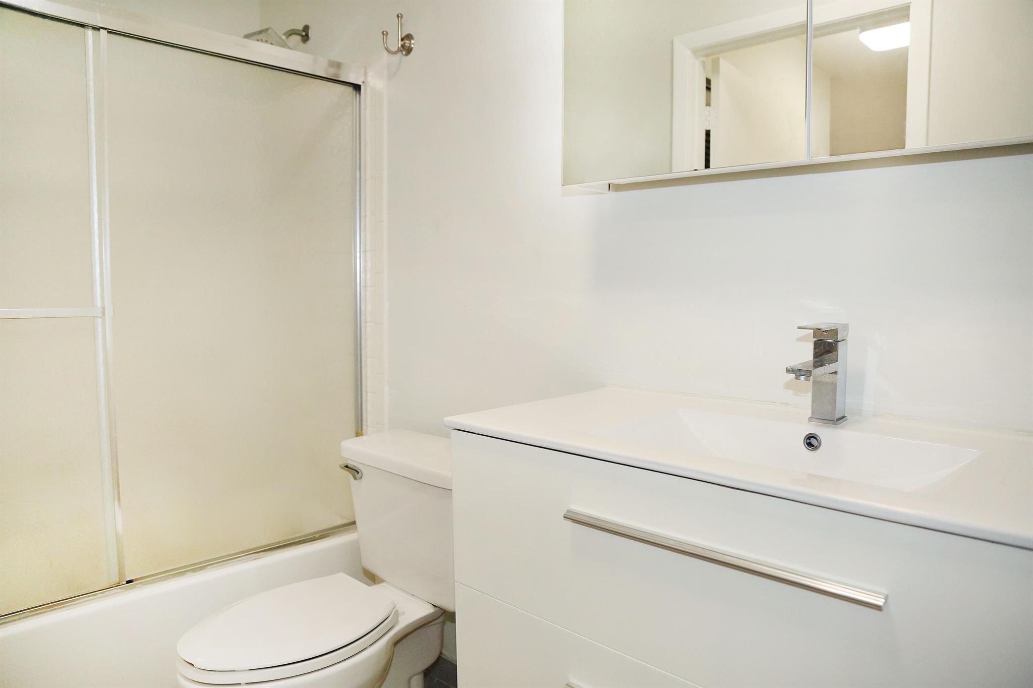 PROVENCE CONDO - Residential Lease