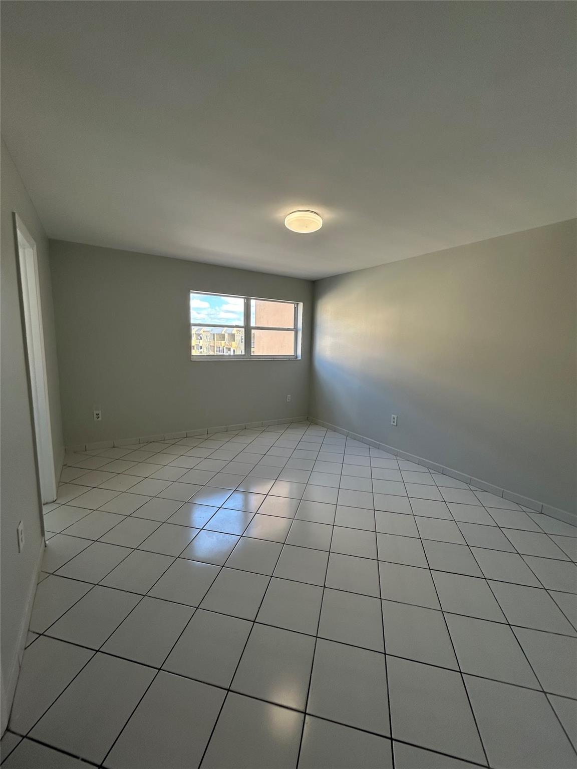 Westland Courts Condo - Residential Lease