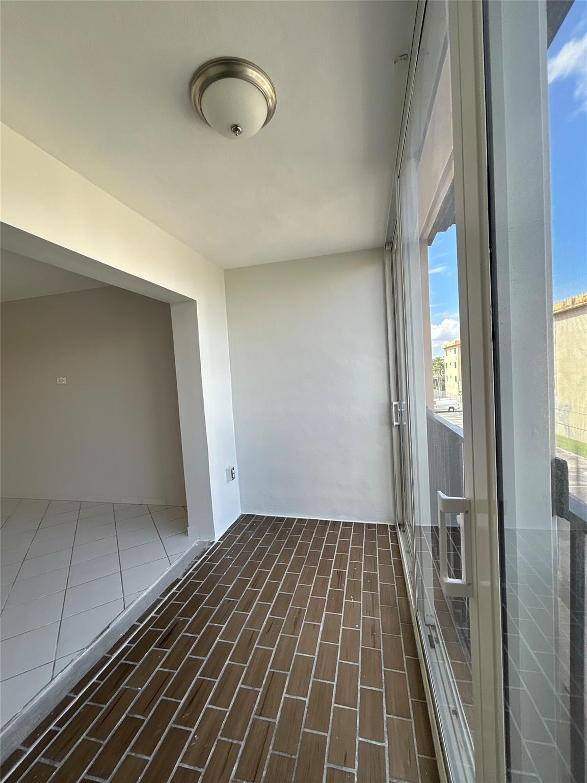 Westland Courts Condo - Residential Lease