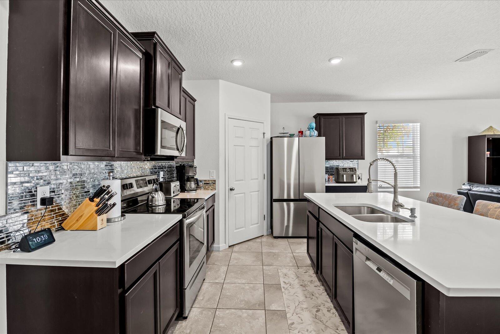 PORT ST LUCIE SECTION 11 - Residential