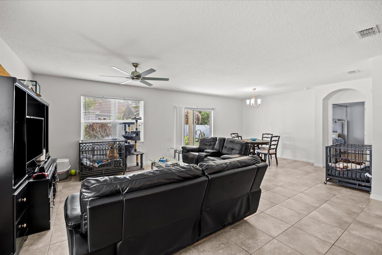 PORT ST LUCIE SECTION 11 - Residential