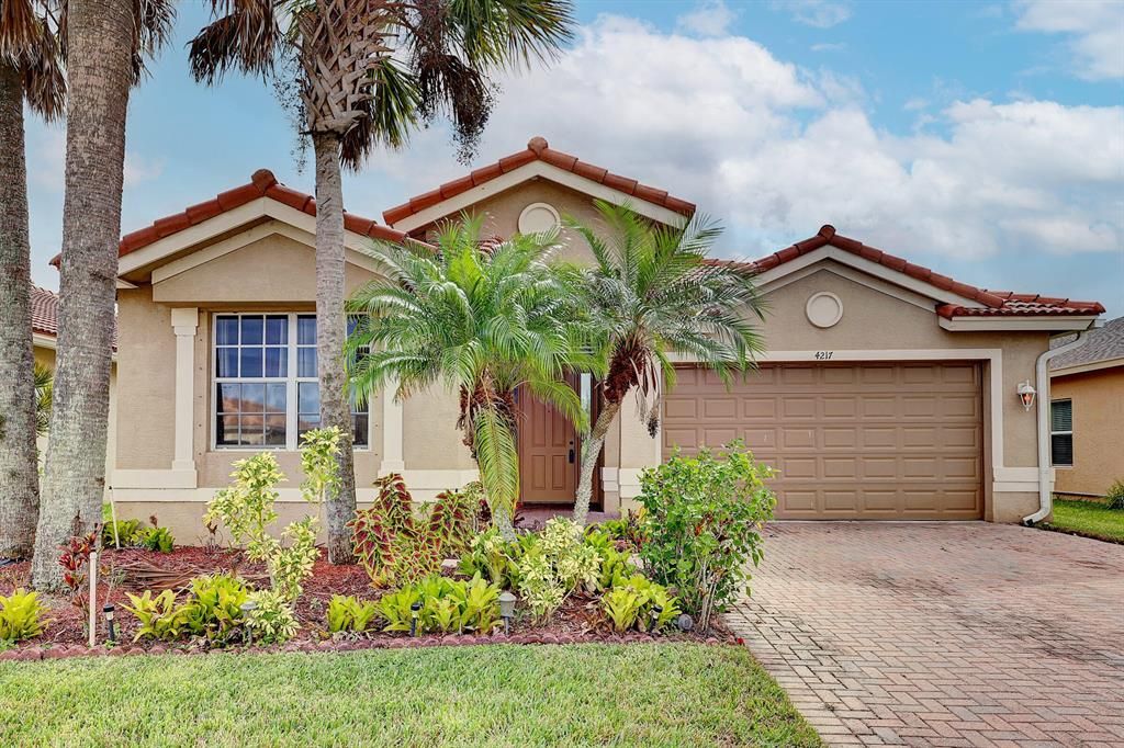 Photo of 4217 Troon Place, Fort Pierce, FL 34947 (MLS # R10759351)