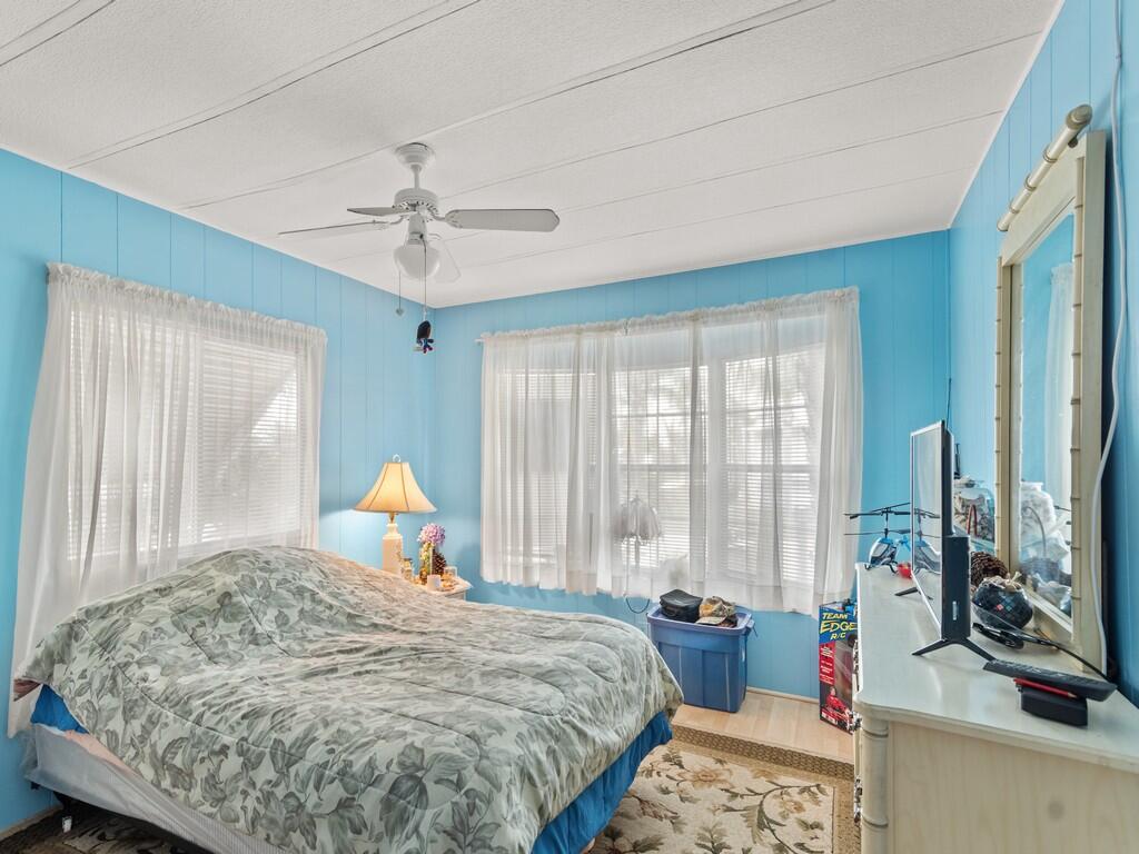 Spanish Lakes Riverfront - Residential